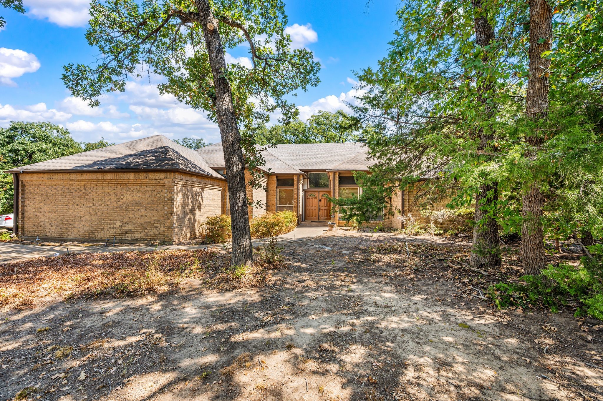 1653 Creekside Drive — photo