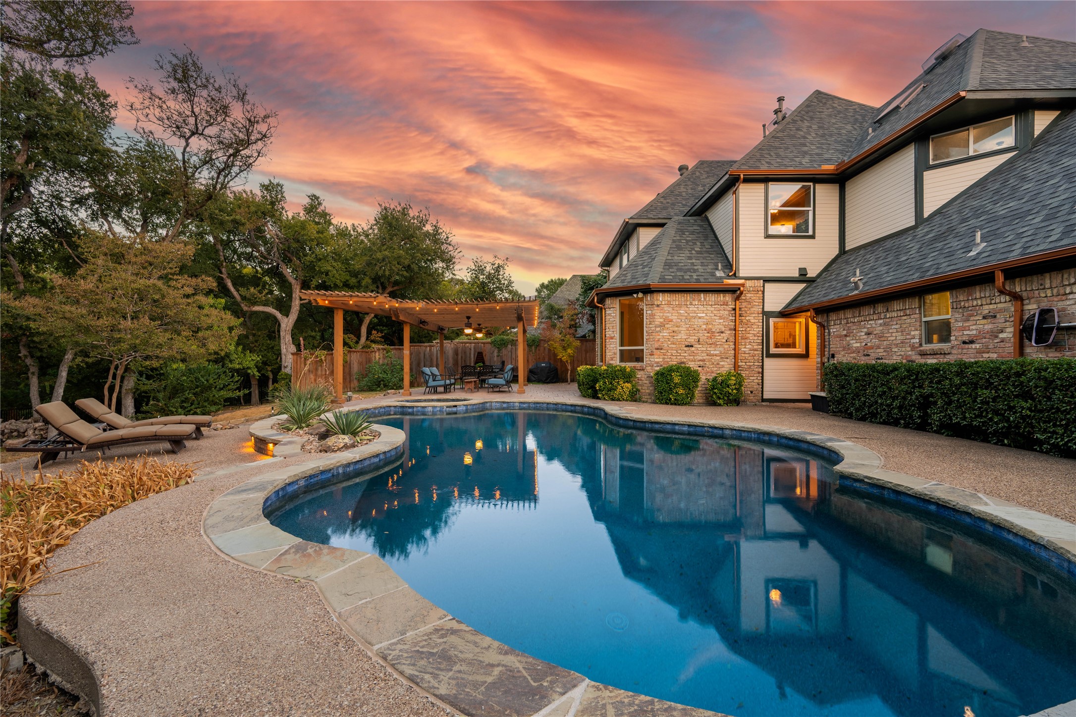 2329 Highlands Creek Road — photo