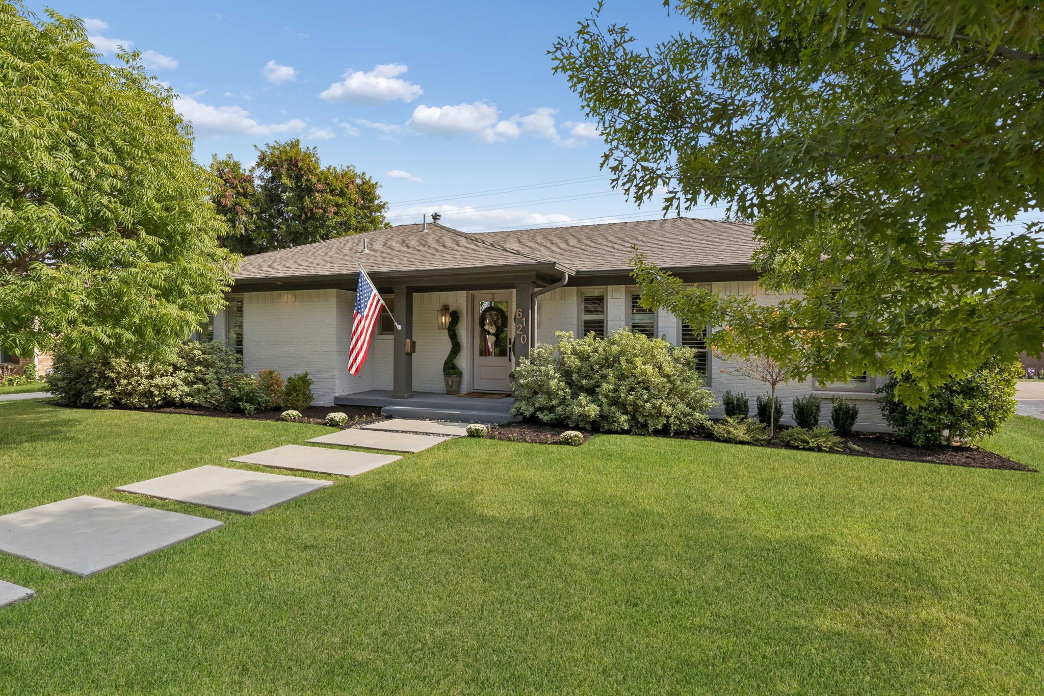6120 Berwyn Lane — photo