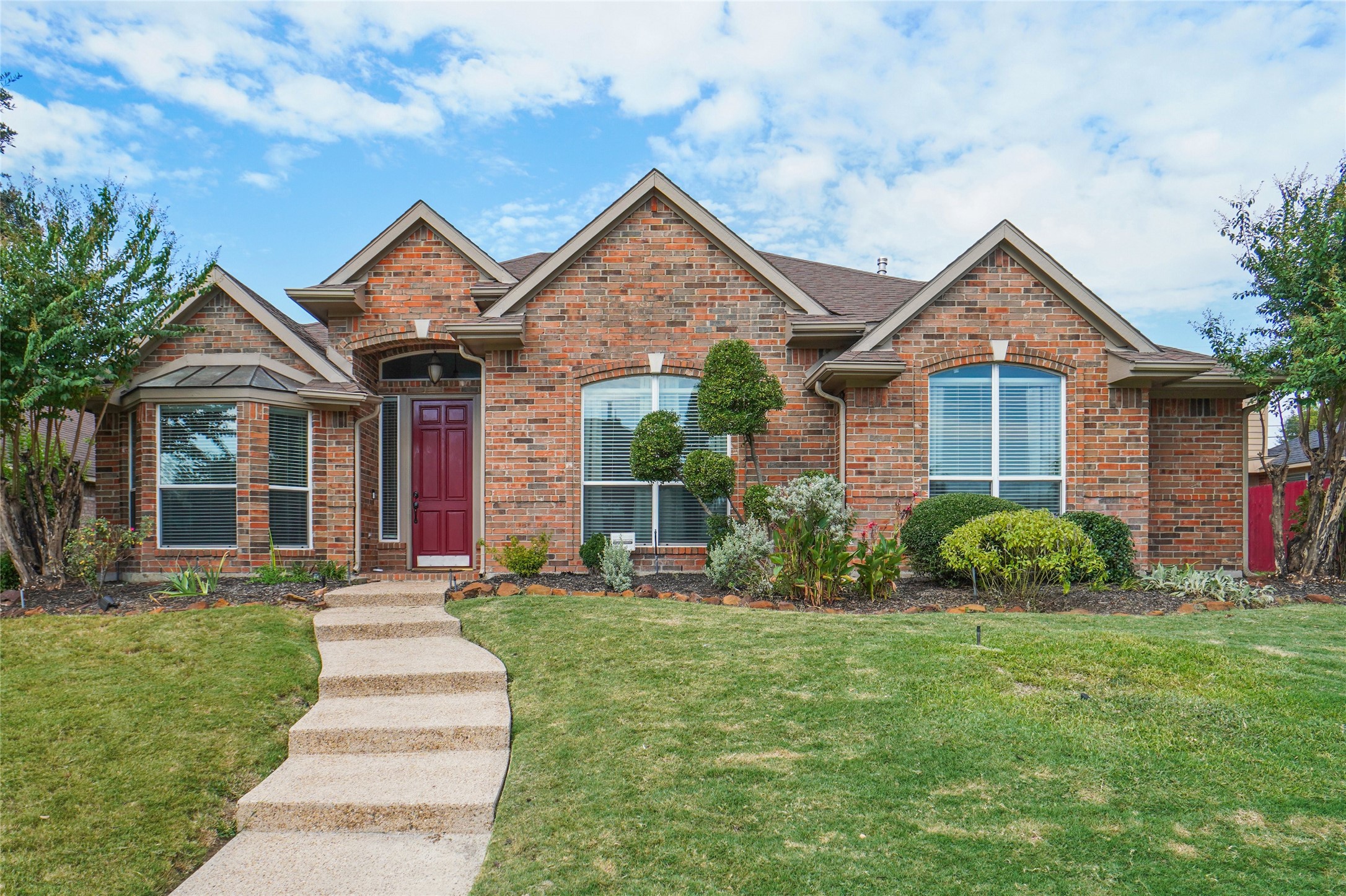 1828 Lacey Oak Lane — photo
