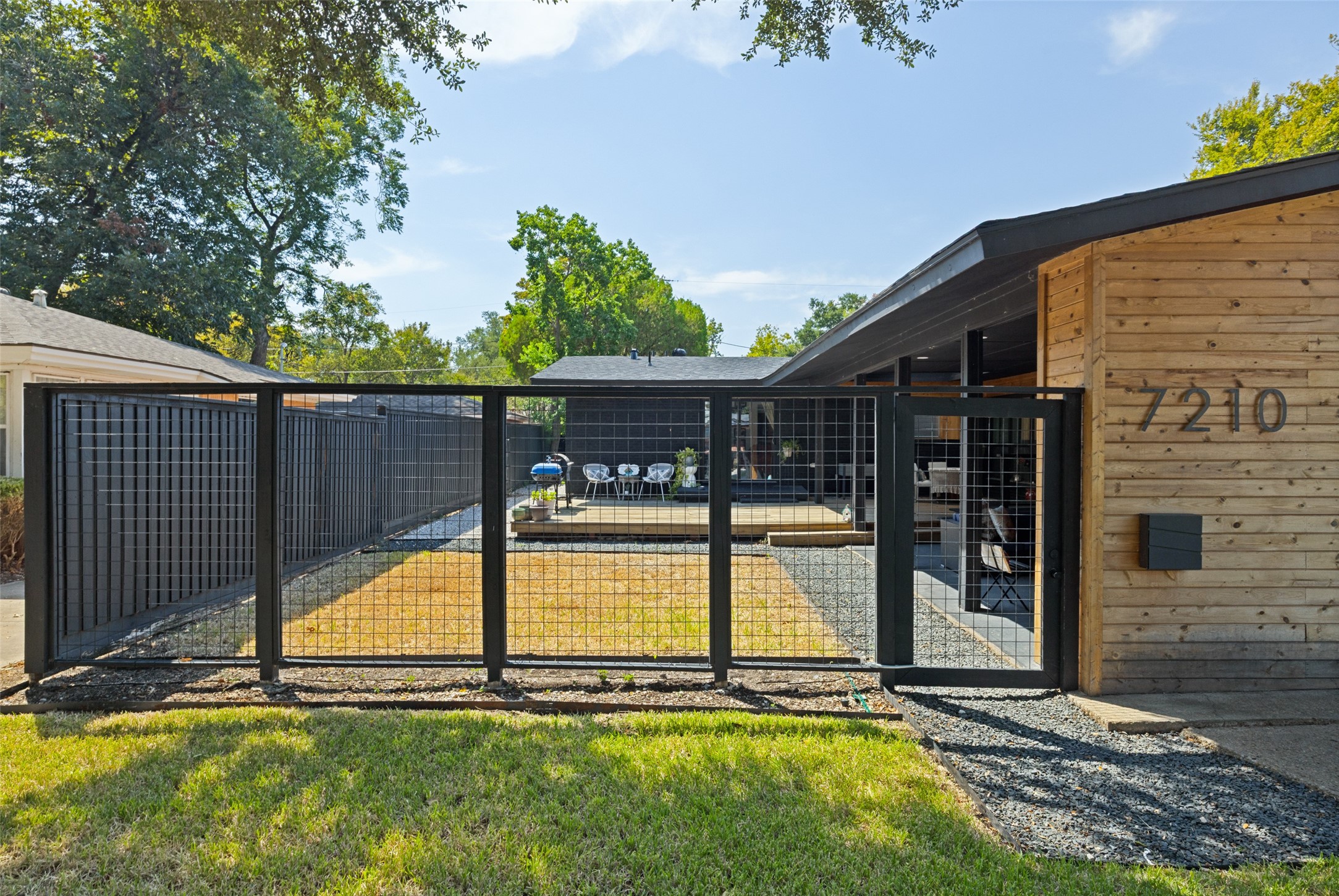 7210 Lehigh Drive — photo
