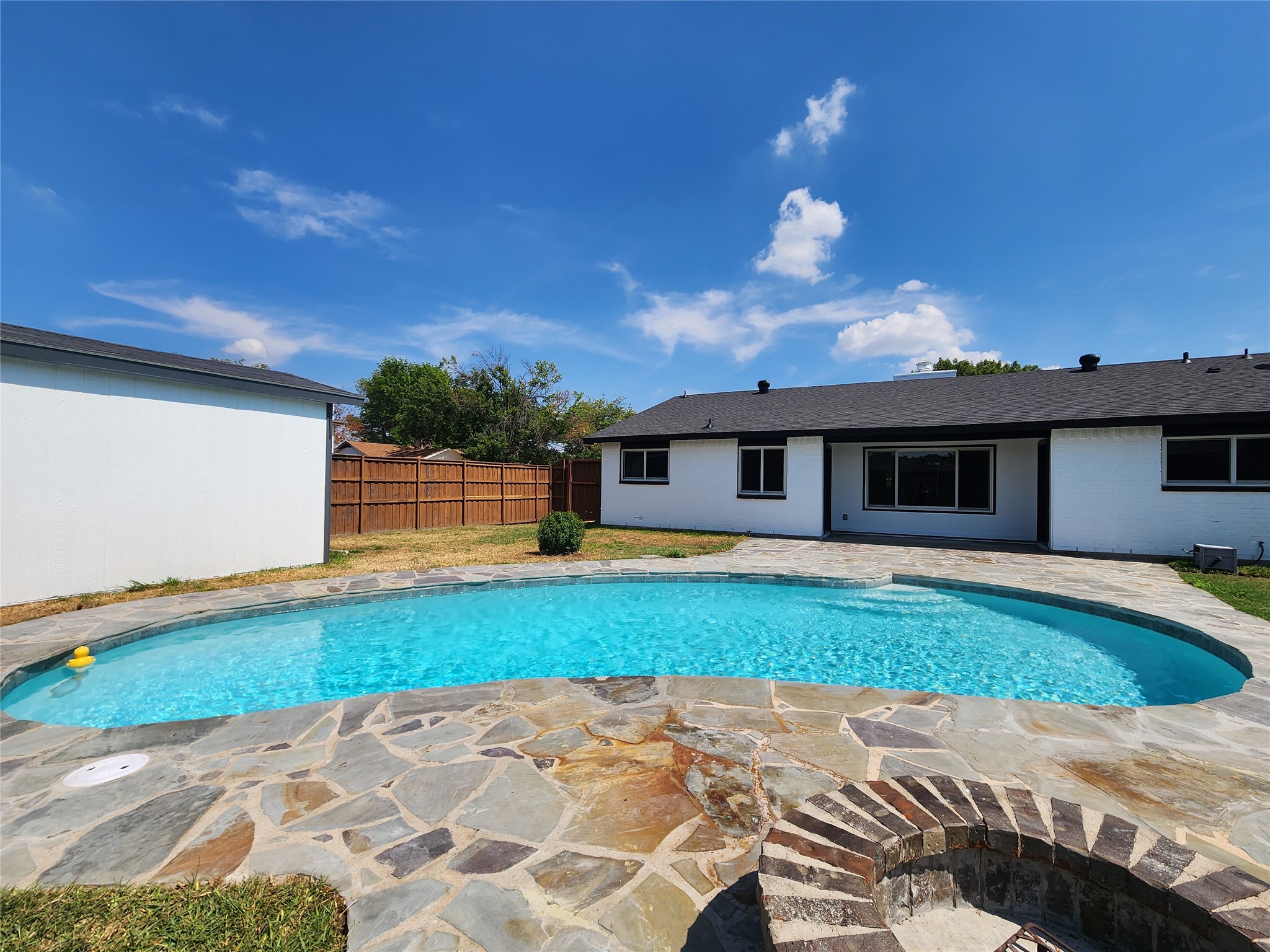 5300 Queenlily Court — photo