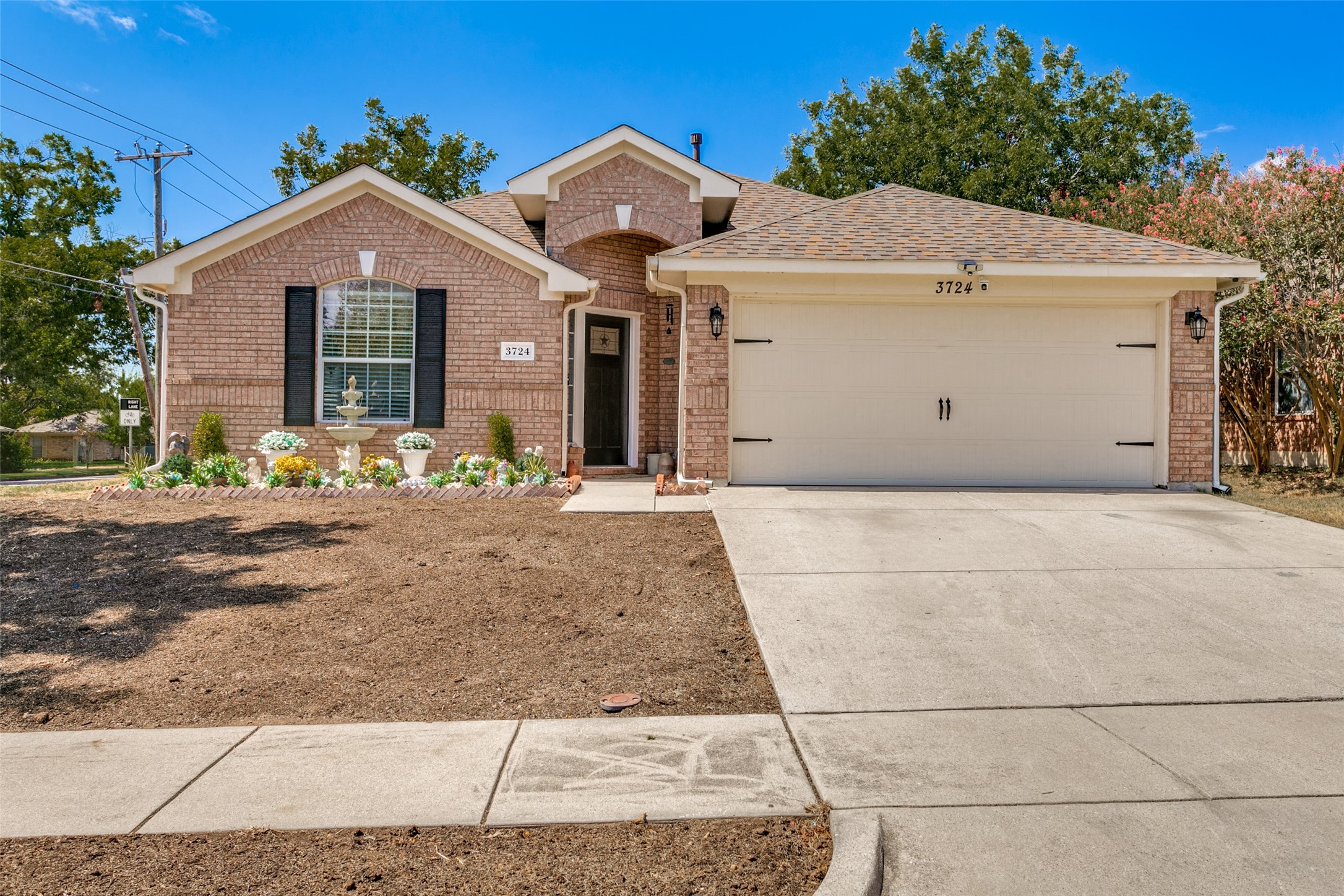 3724 Chapin Court — photo