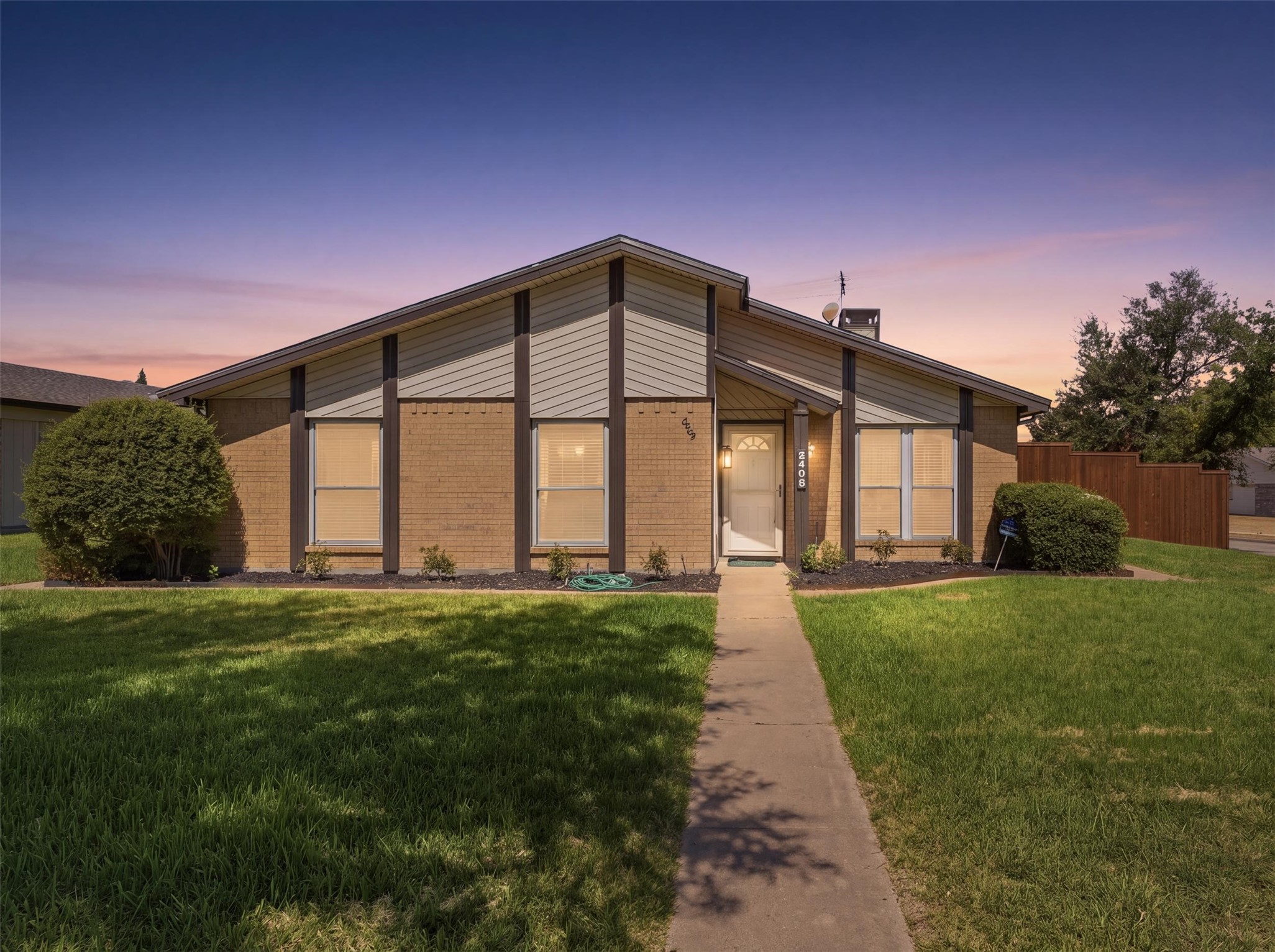 2409 Raintree Drive — photo