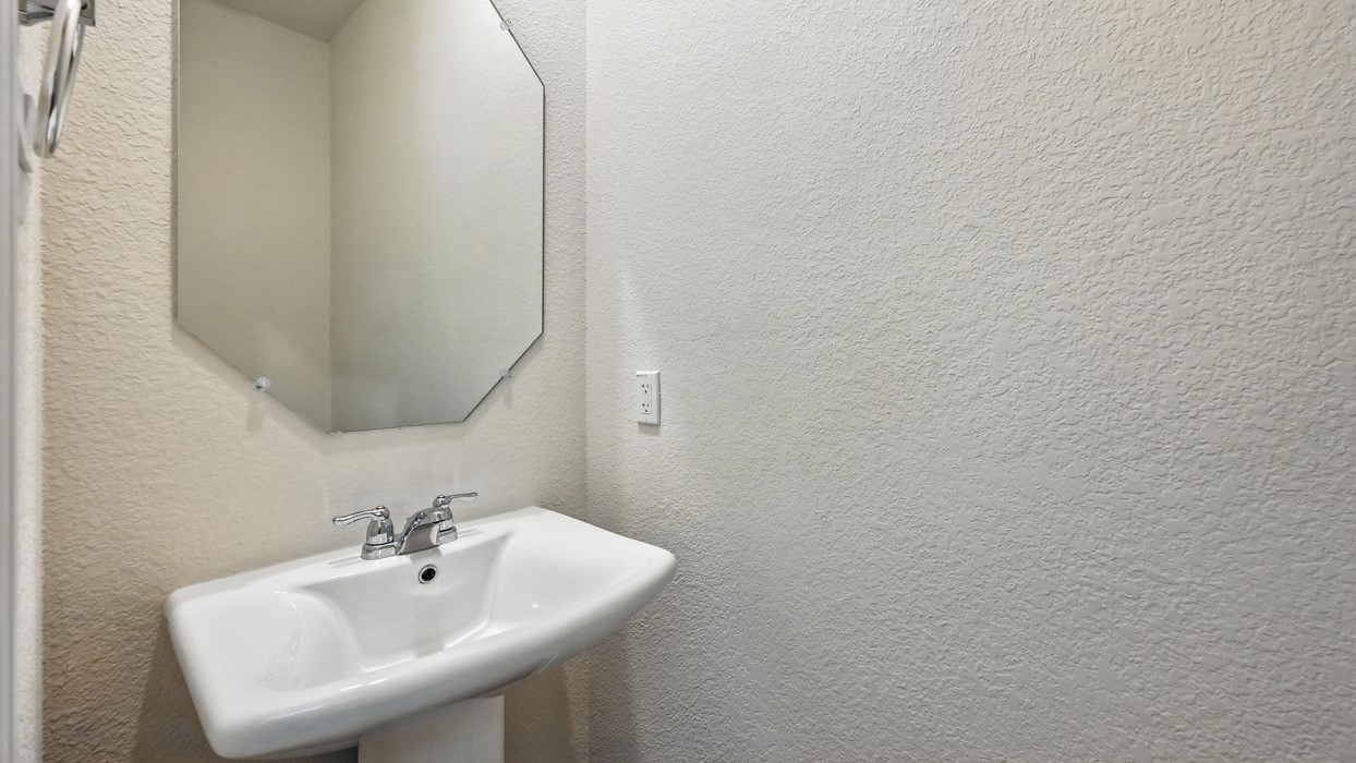 621 Newland Court — photo