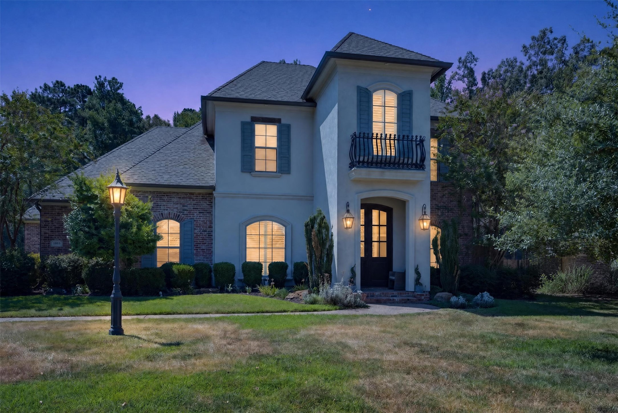 443 Oakwood Trace Court — photo