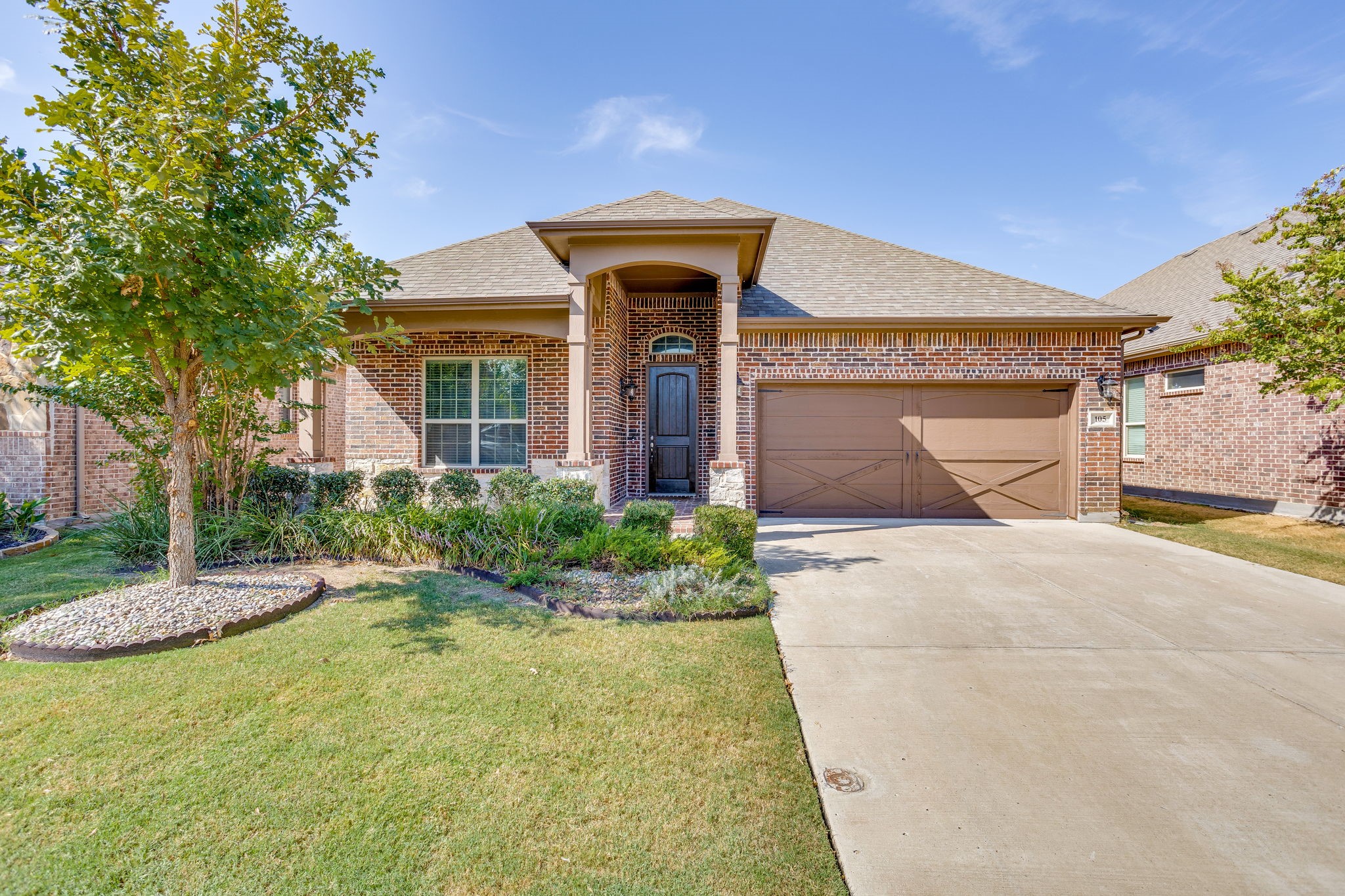 105 Mineral Point Drive — photo