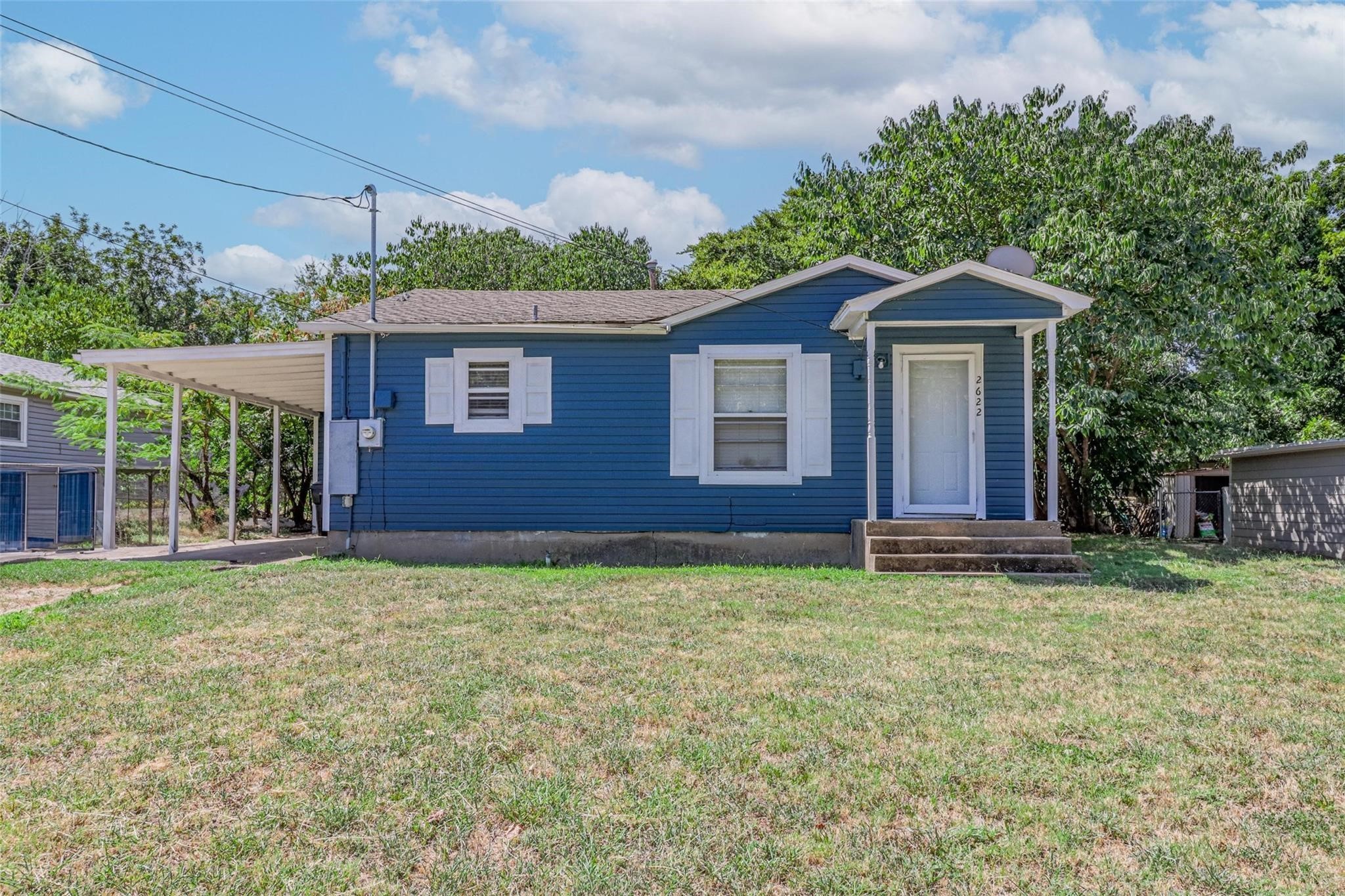 2622 W Johnson Street — photo