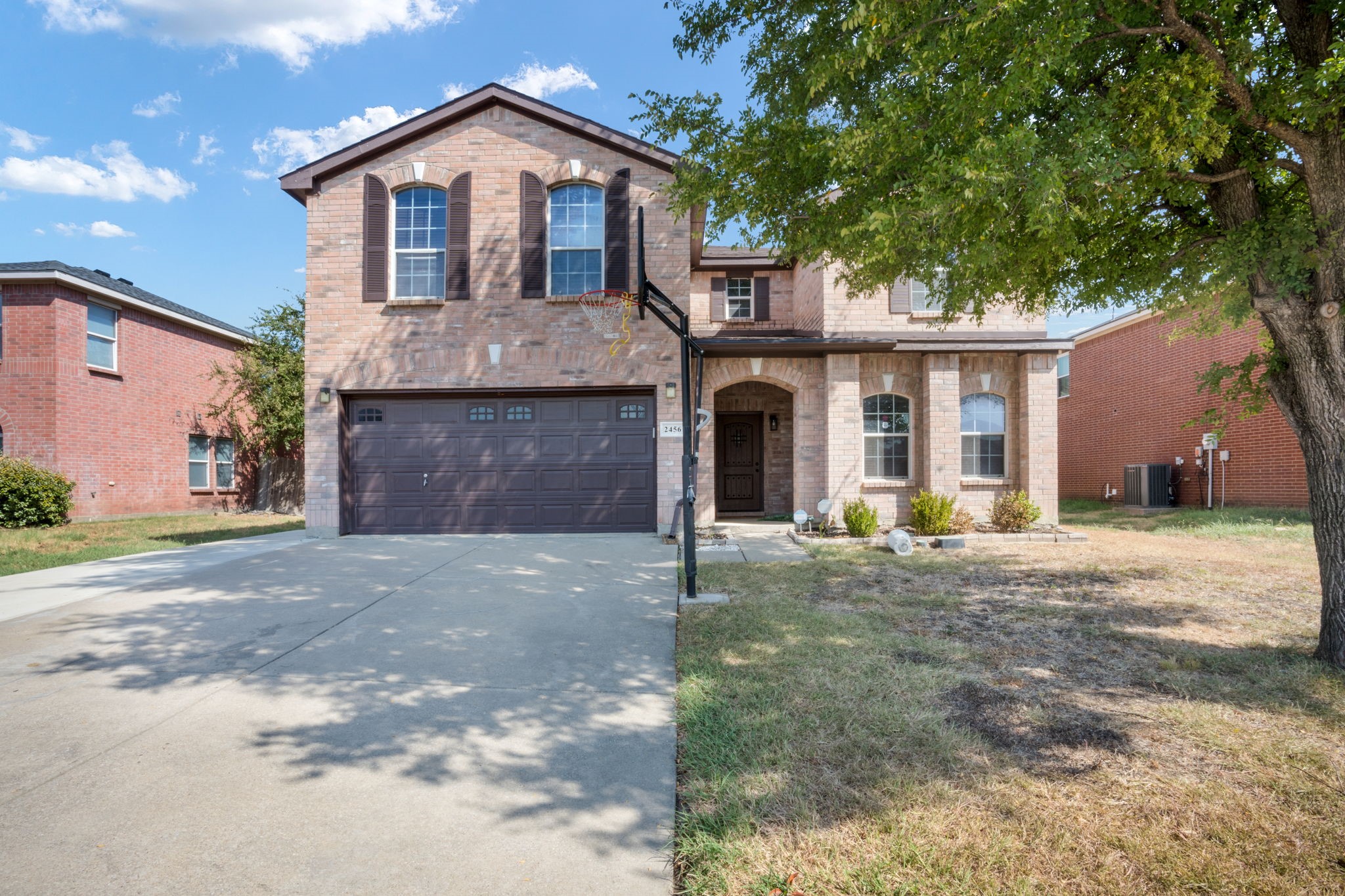 2456 Arroyo Springs Drive — photo