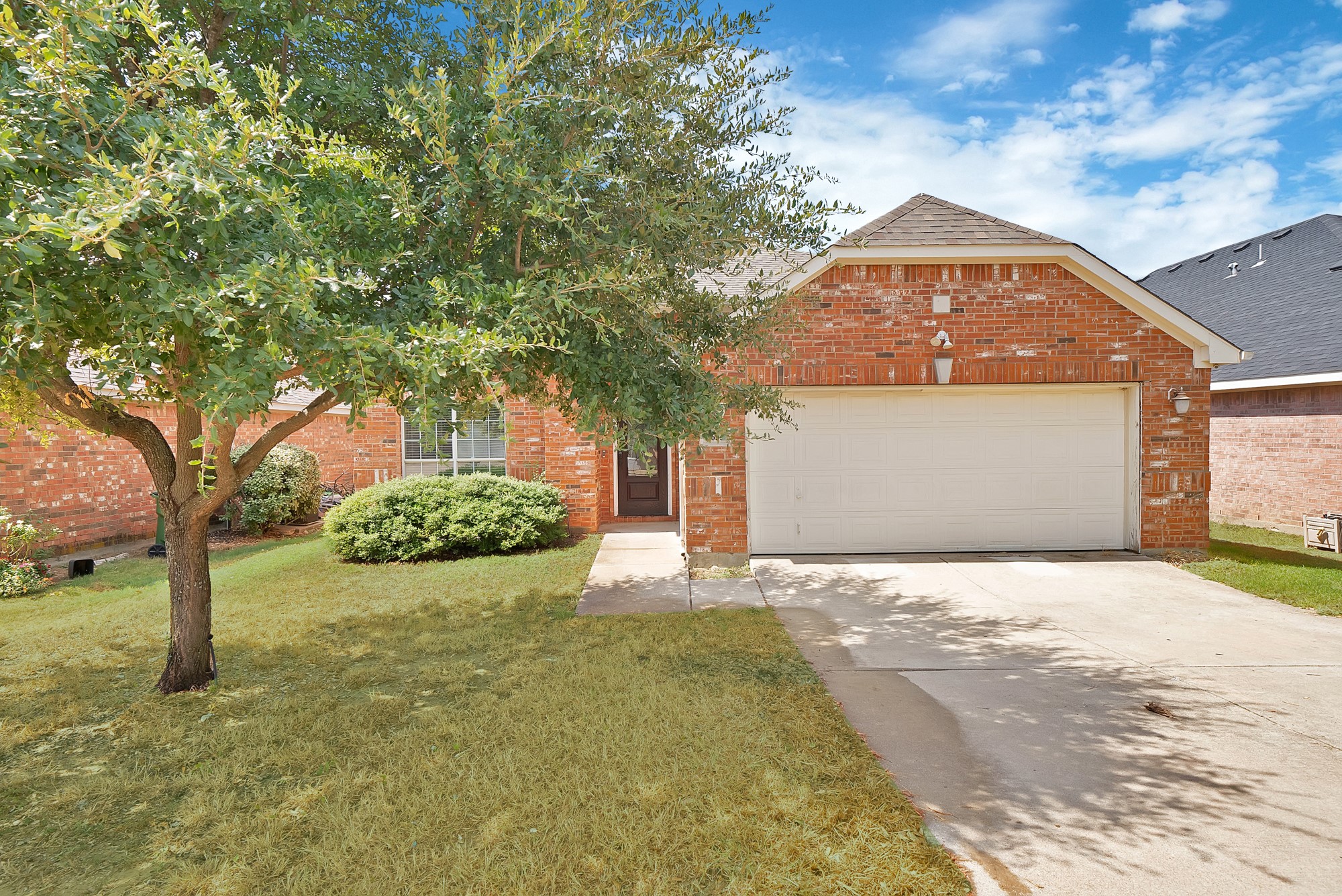 2633 Pioneer Bluffs Road — photo