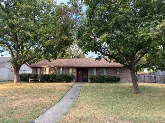 1909 Bosque Drive — photo