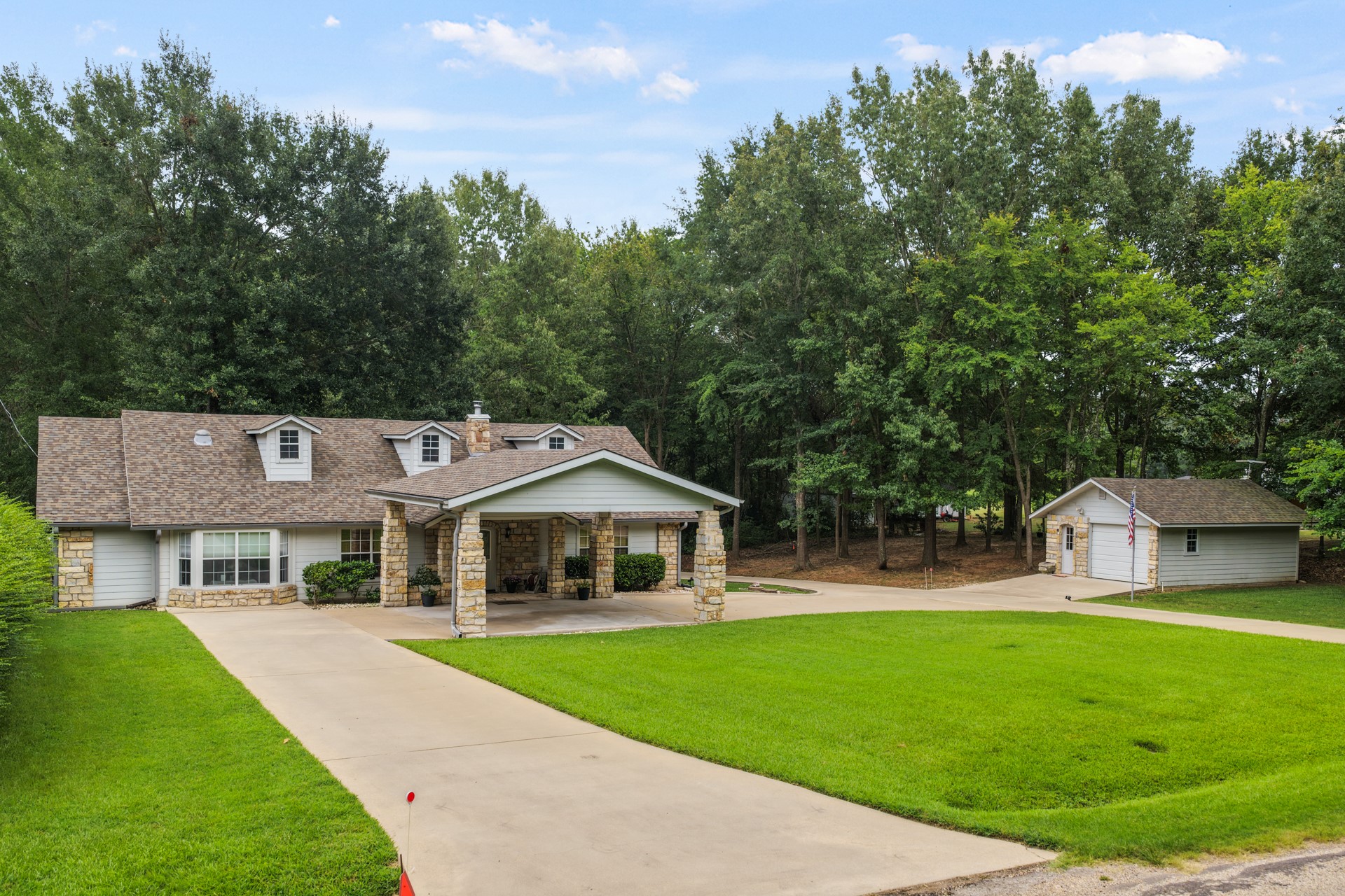 411 County Road 2127 — photo