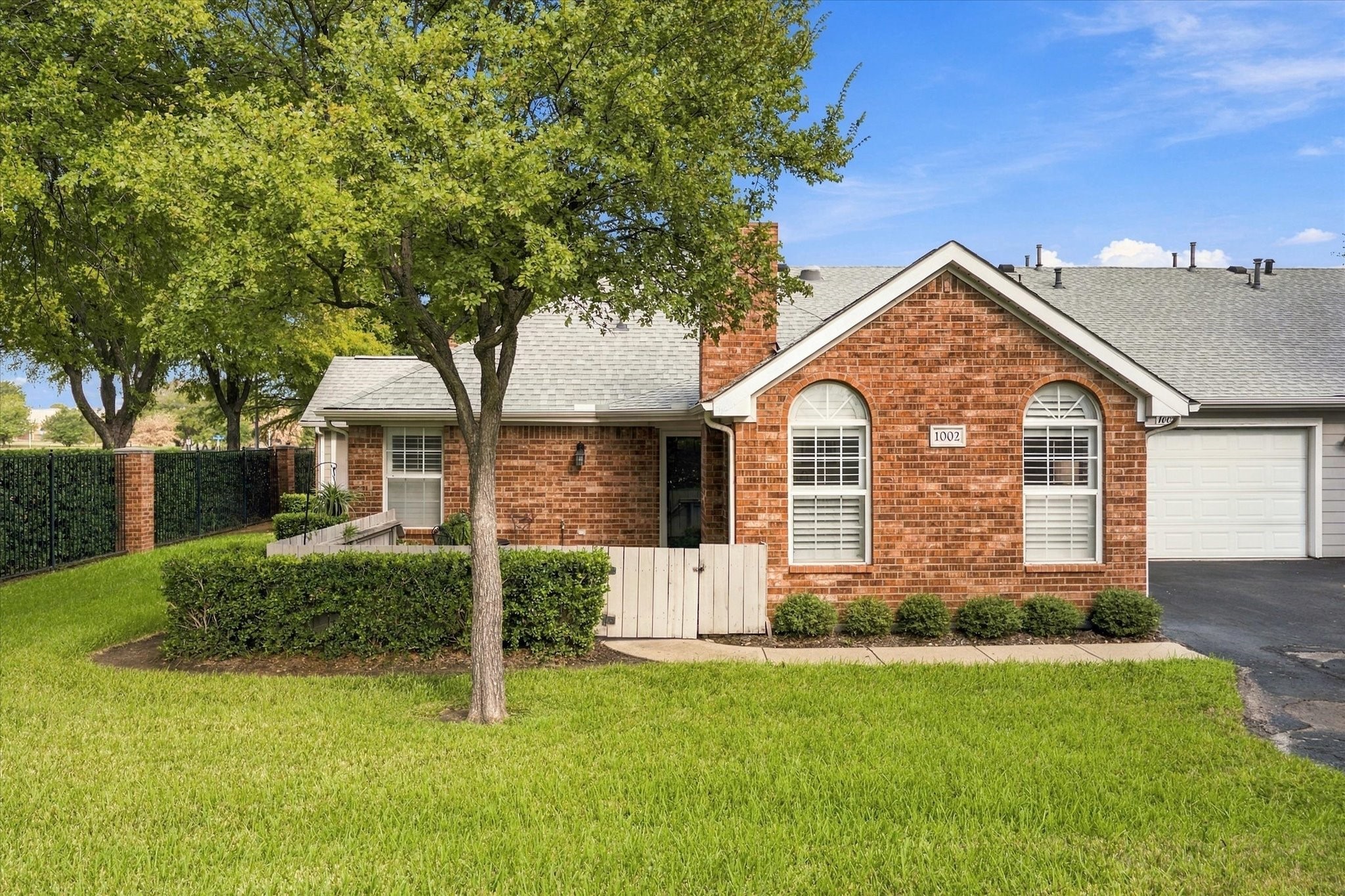 1002 Bridges Drive — photo