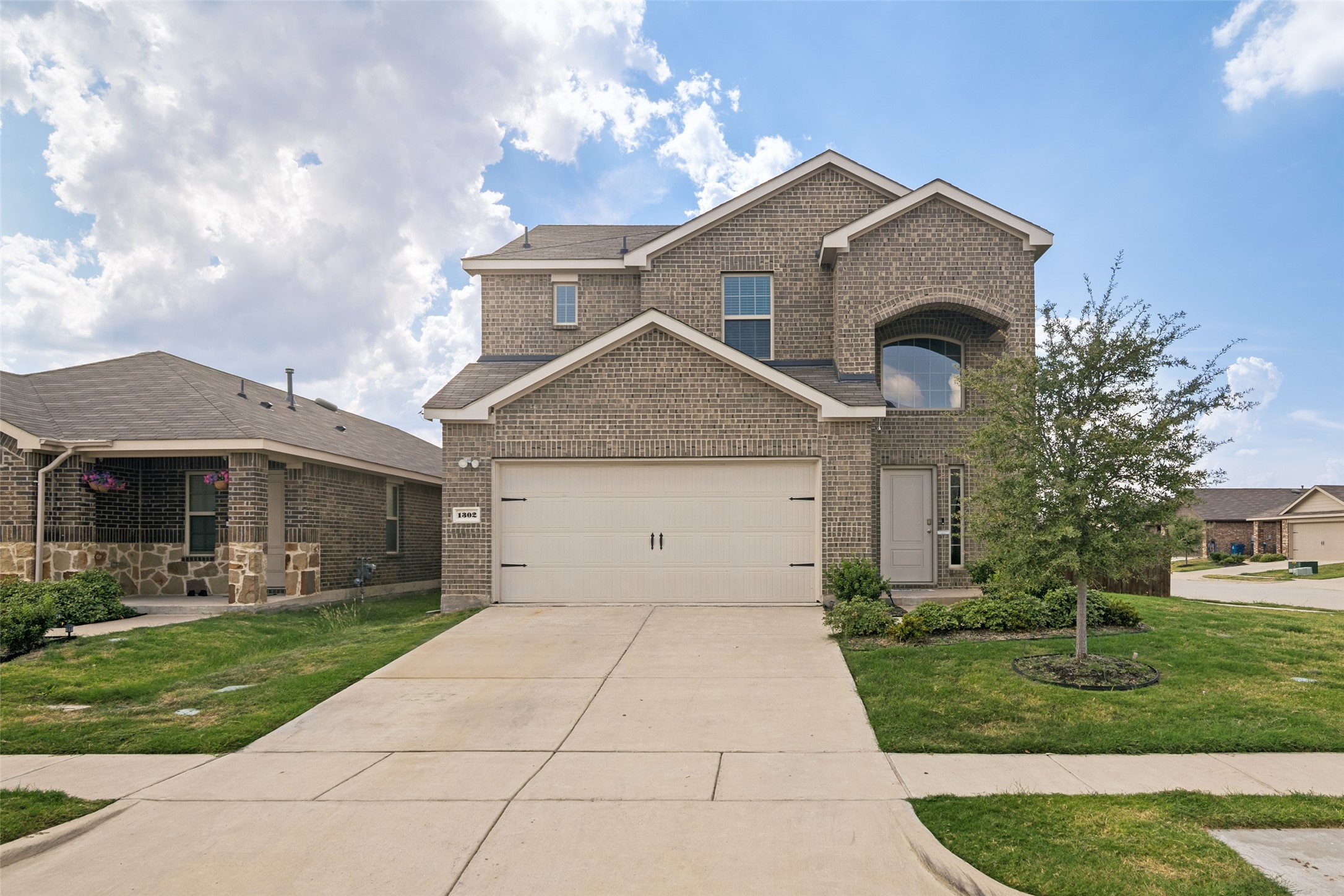 1302 Roscoe Drive — photo