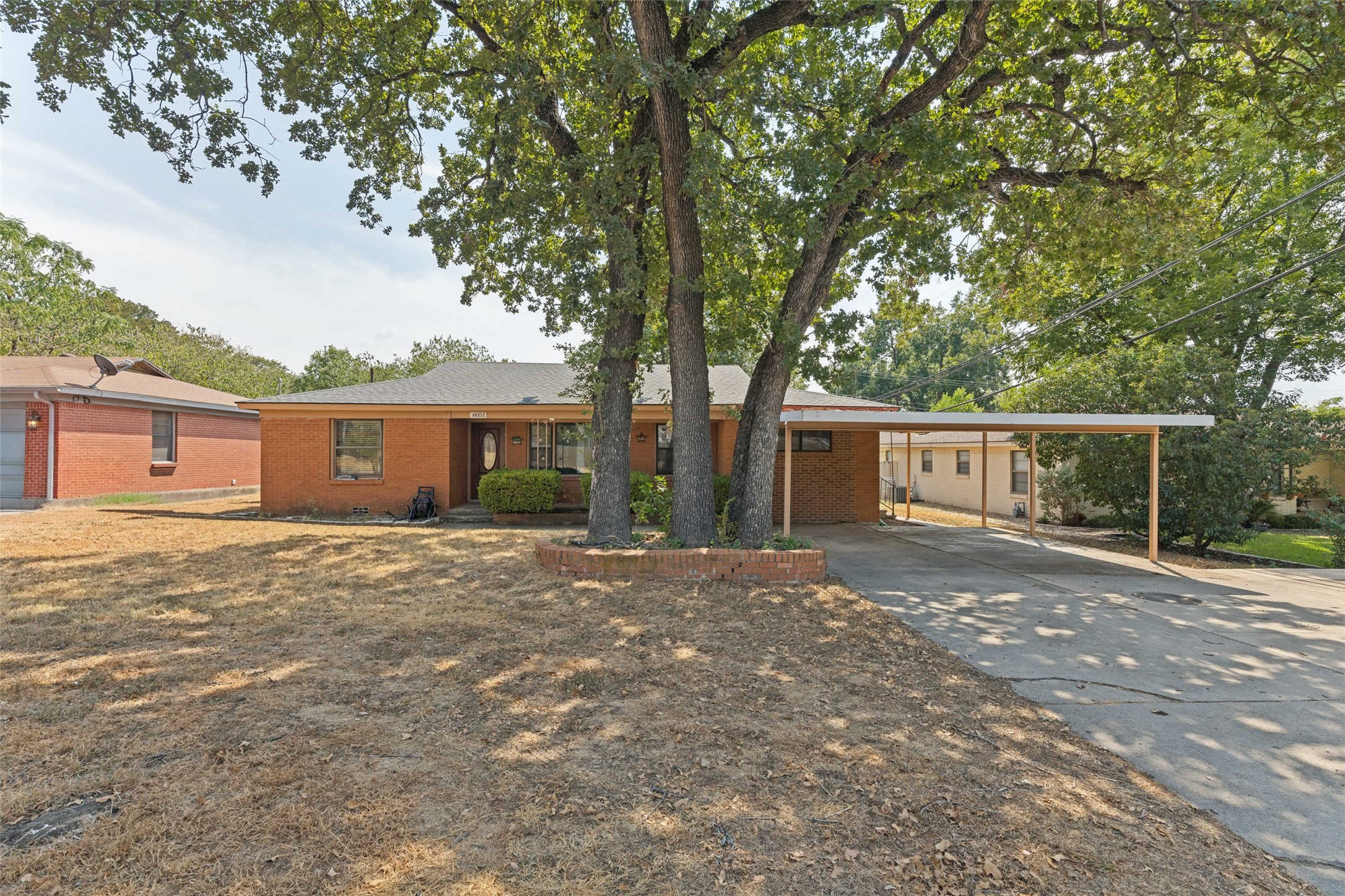 6051 Black Oak Lane — photo