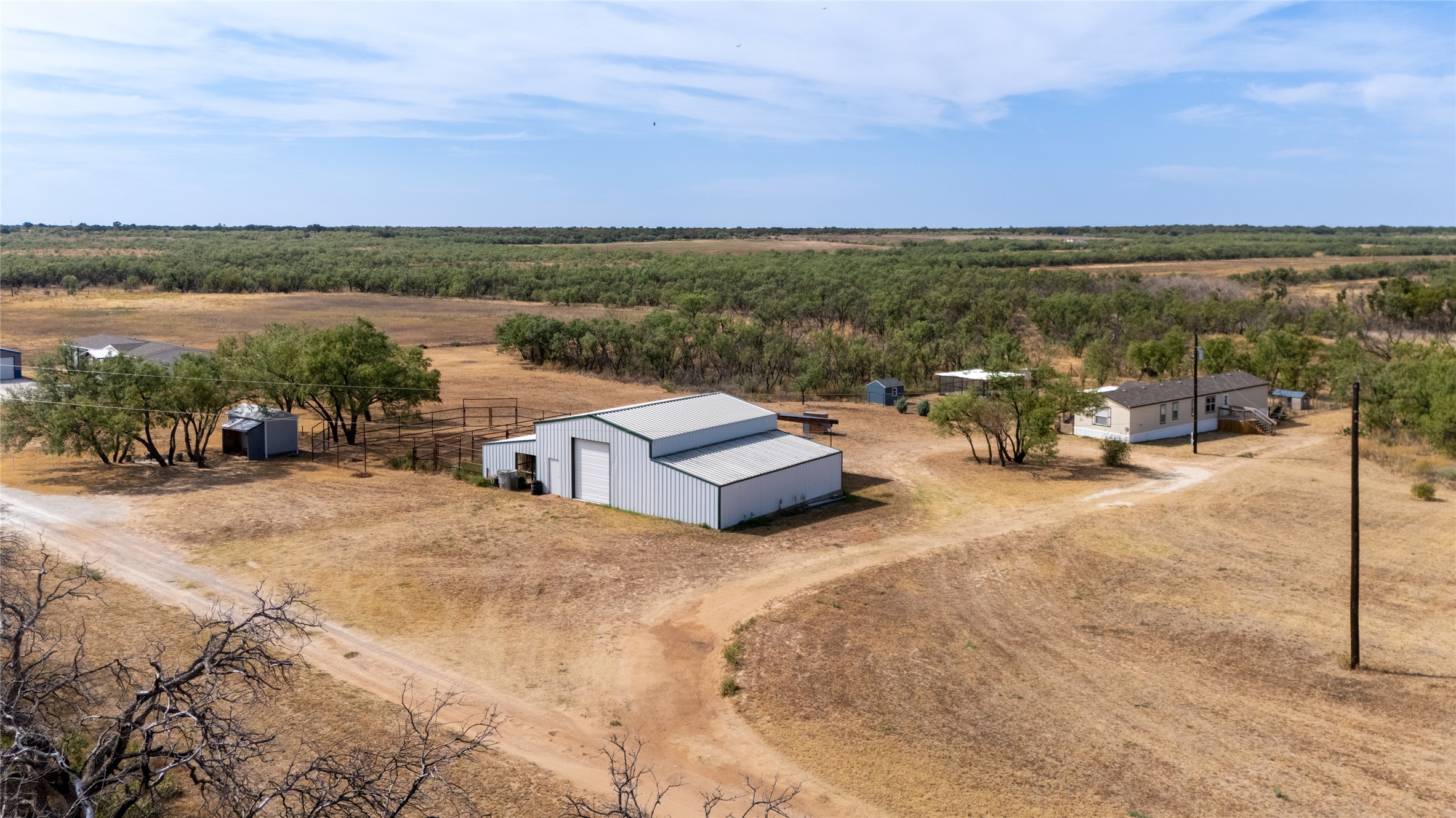 5143 S FM 600 — photo