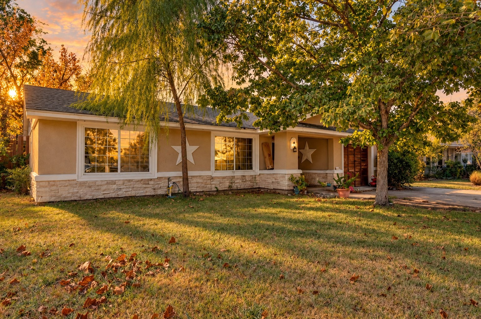 13320 Glenside Drive — photo