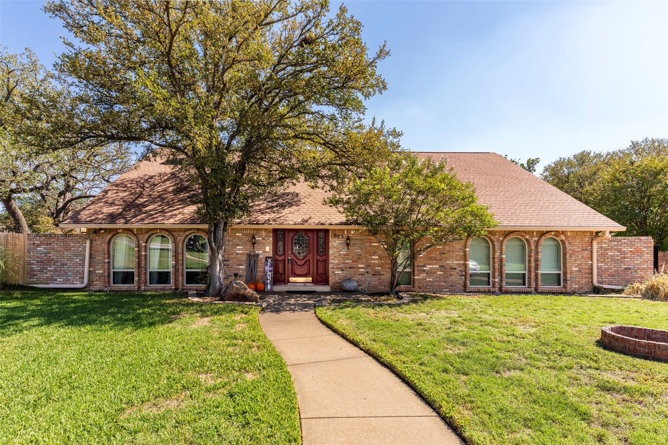 1803 Arrowhead Drive — photo