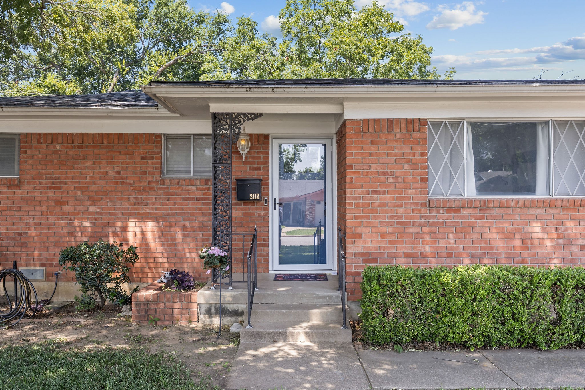 2113 David Drive — photo