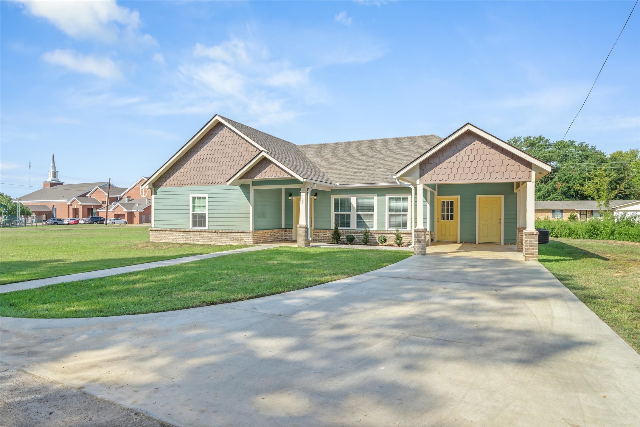 135 Spruce, Van, TX 75790 — photo 2