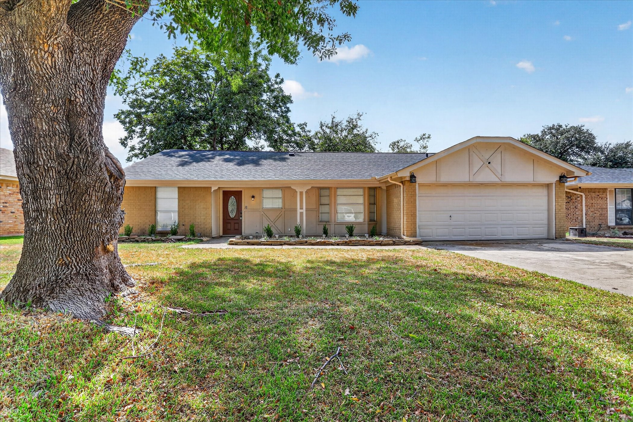 1016 Westminster Lane — photo