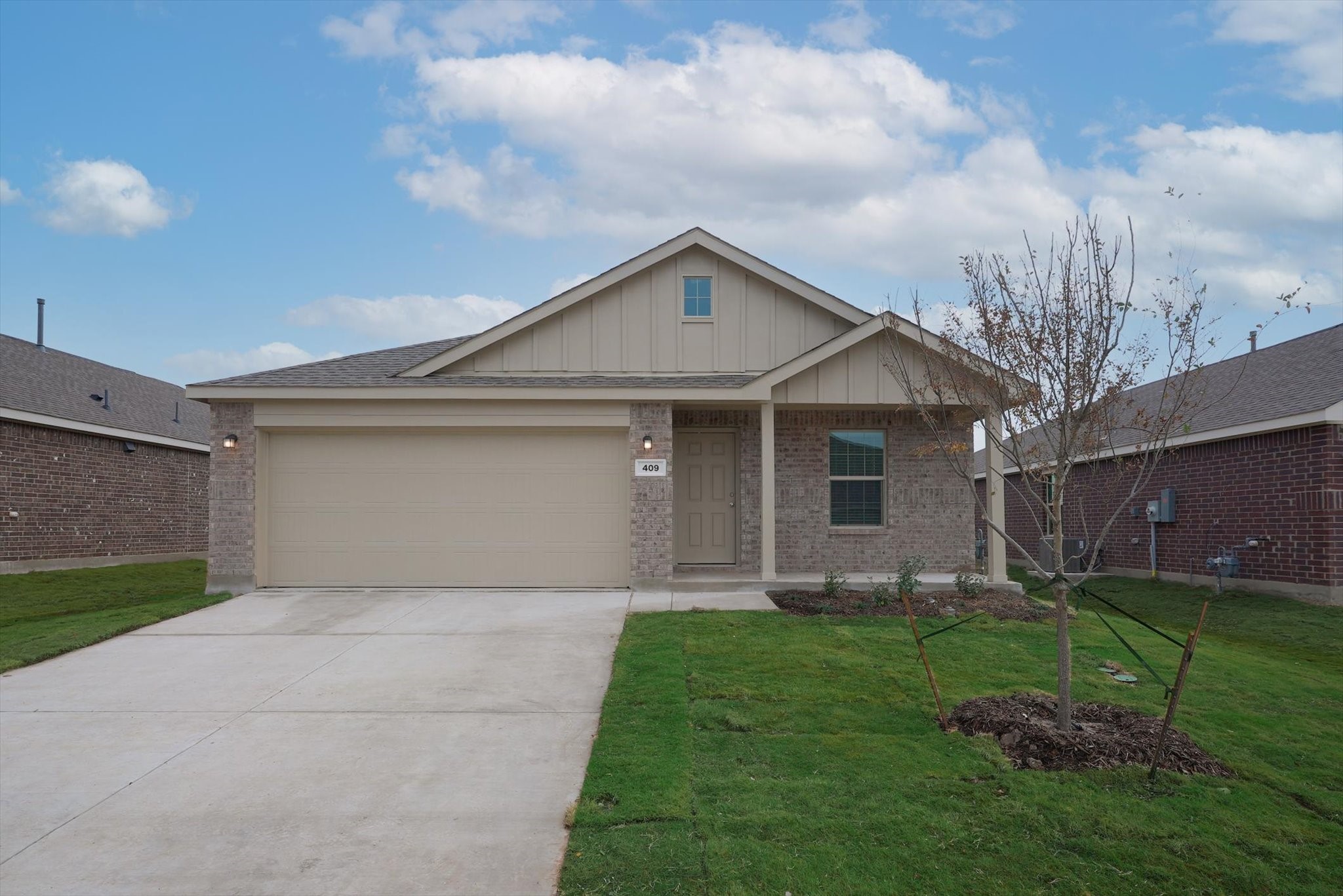 409 Laurenbrooke Drive — photo