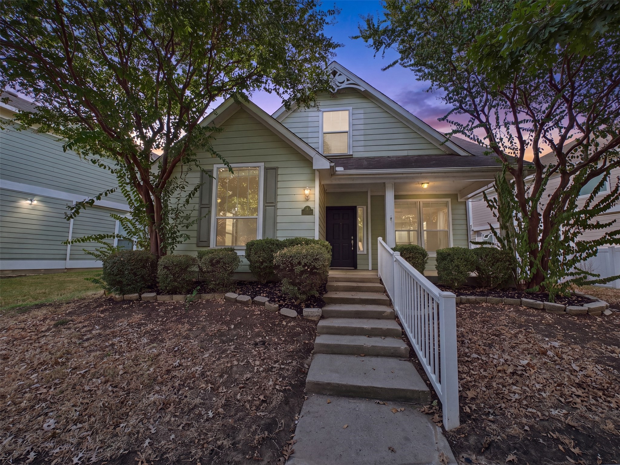 1016 Oakcrest Drive — photo