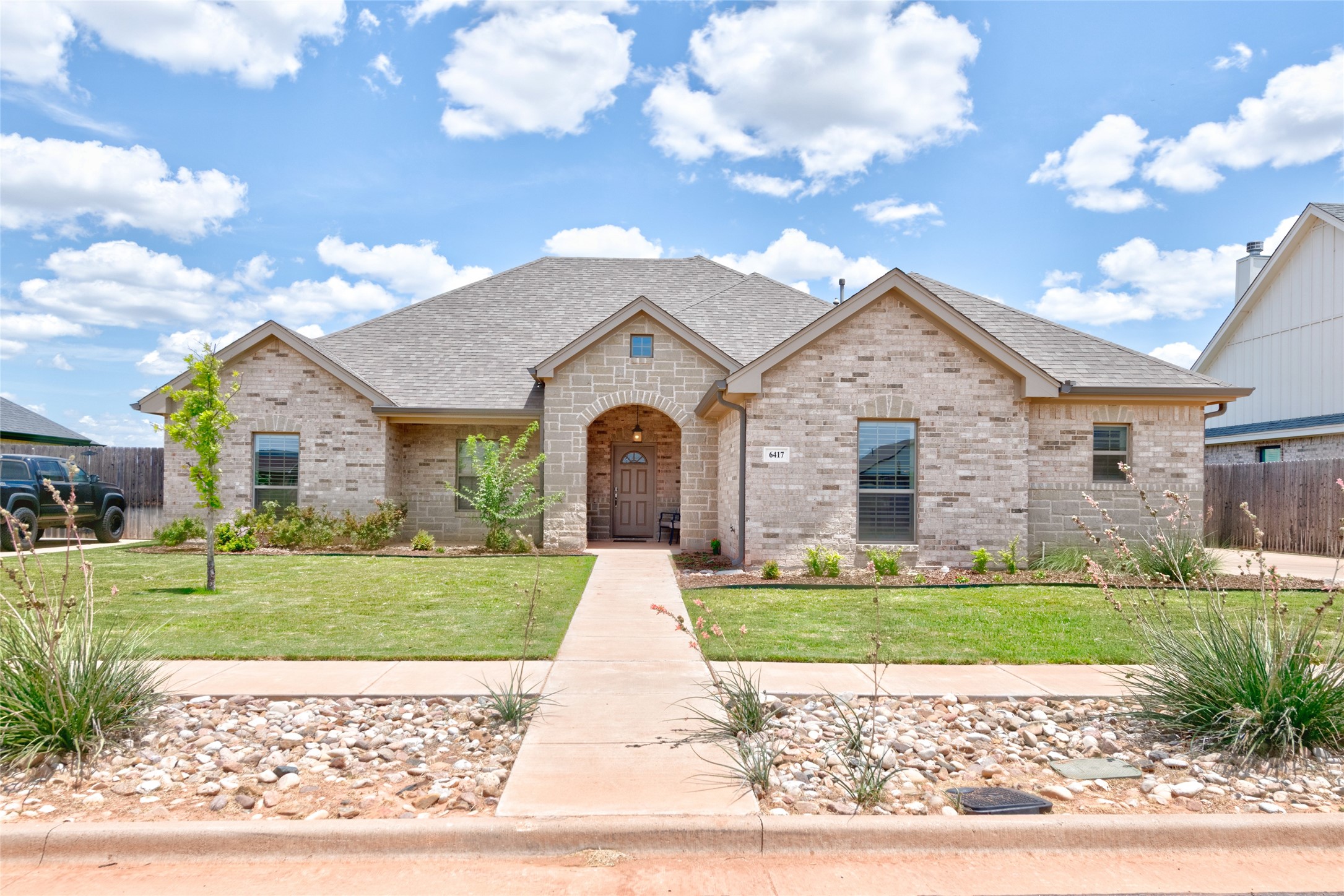 6417 Tin Cup — photo
