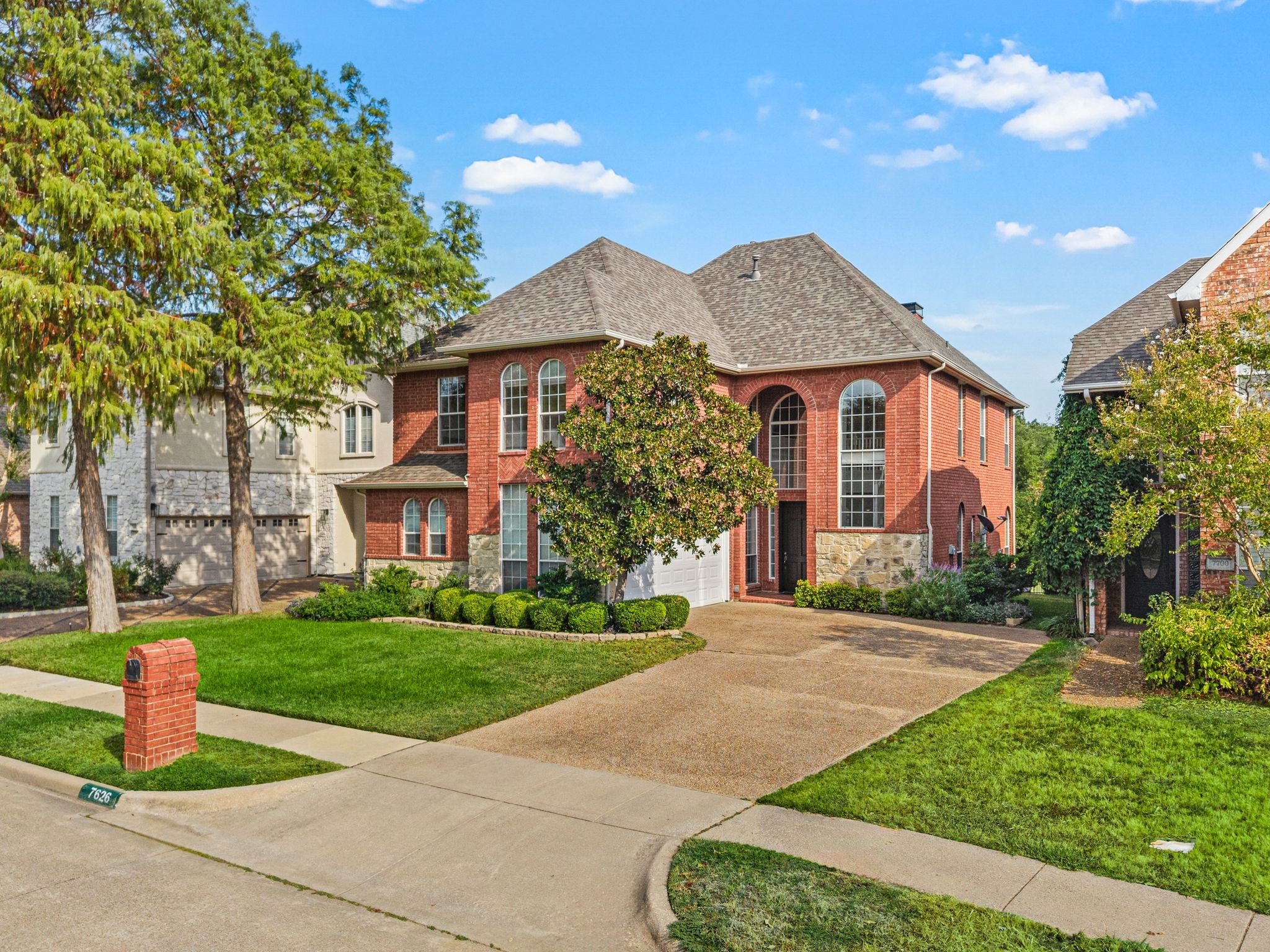 7626 Lakecrest Circle — photo