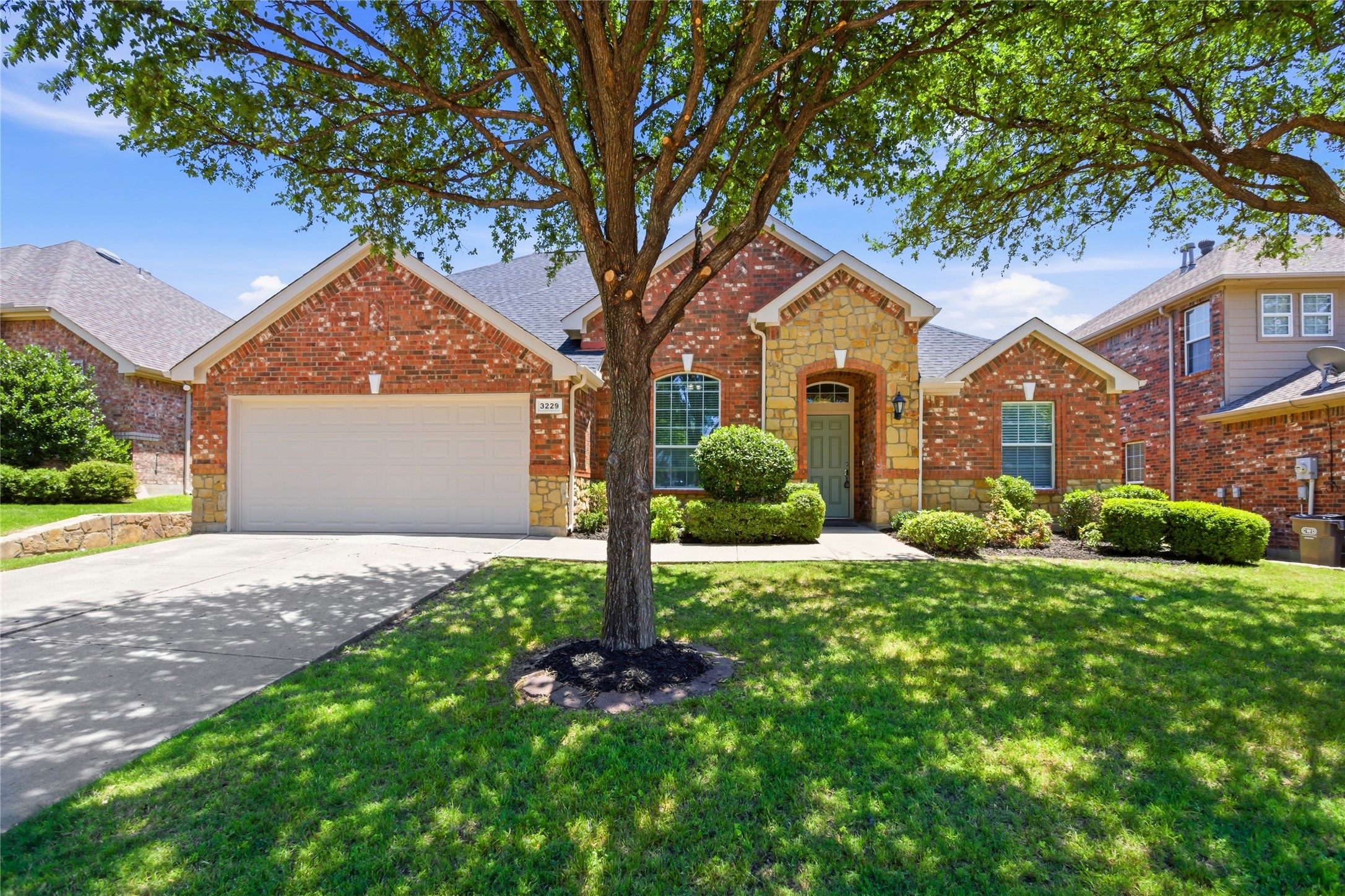 3229 Horizons Drive — photo