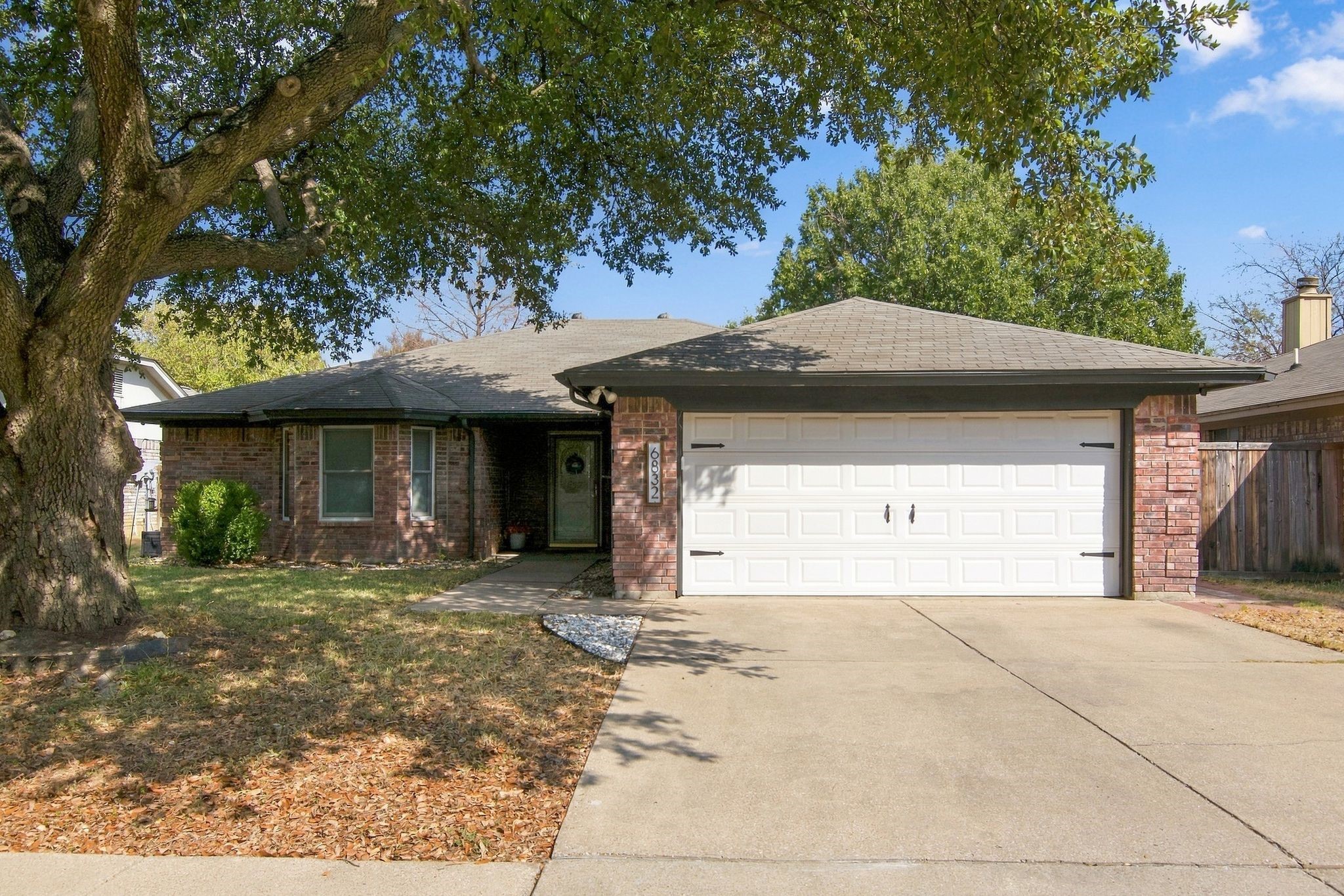 6832 Lyndale Drive — photo