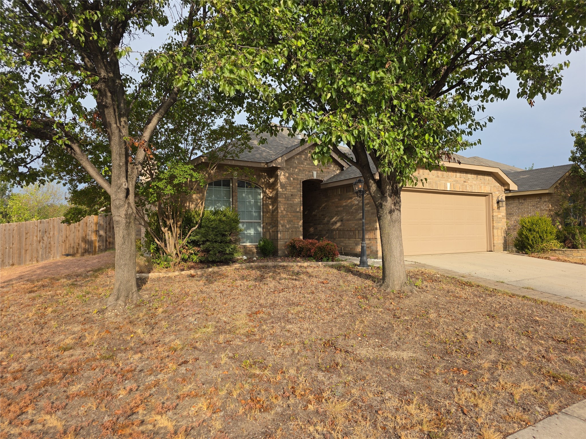 601 Crestview Court — photo