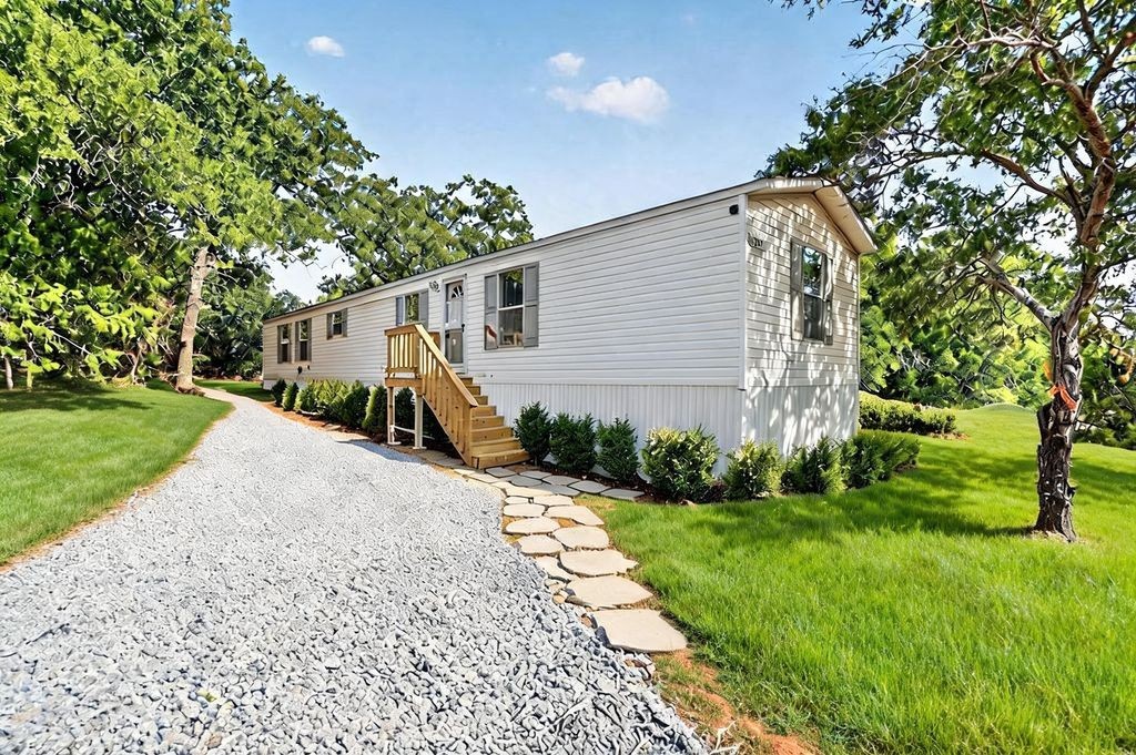 5907 Arkansas Trail — photo