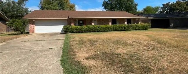 9705 Chalet Drive — photo