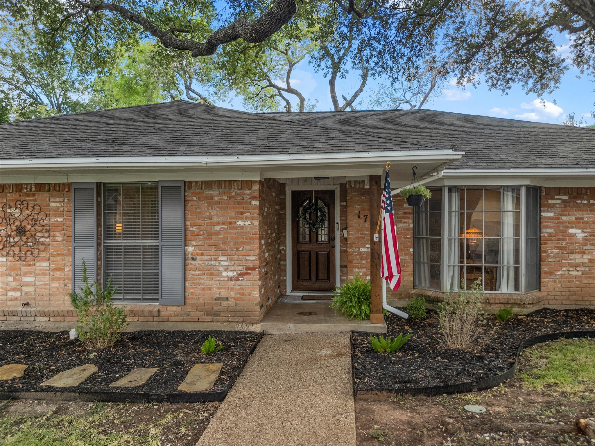 1712 Laurel Lake Drive — photo