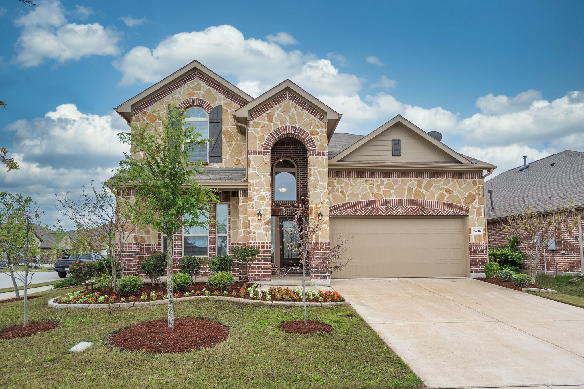 16716 Central Garden Lane — photo