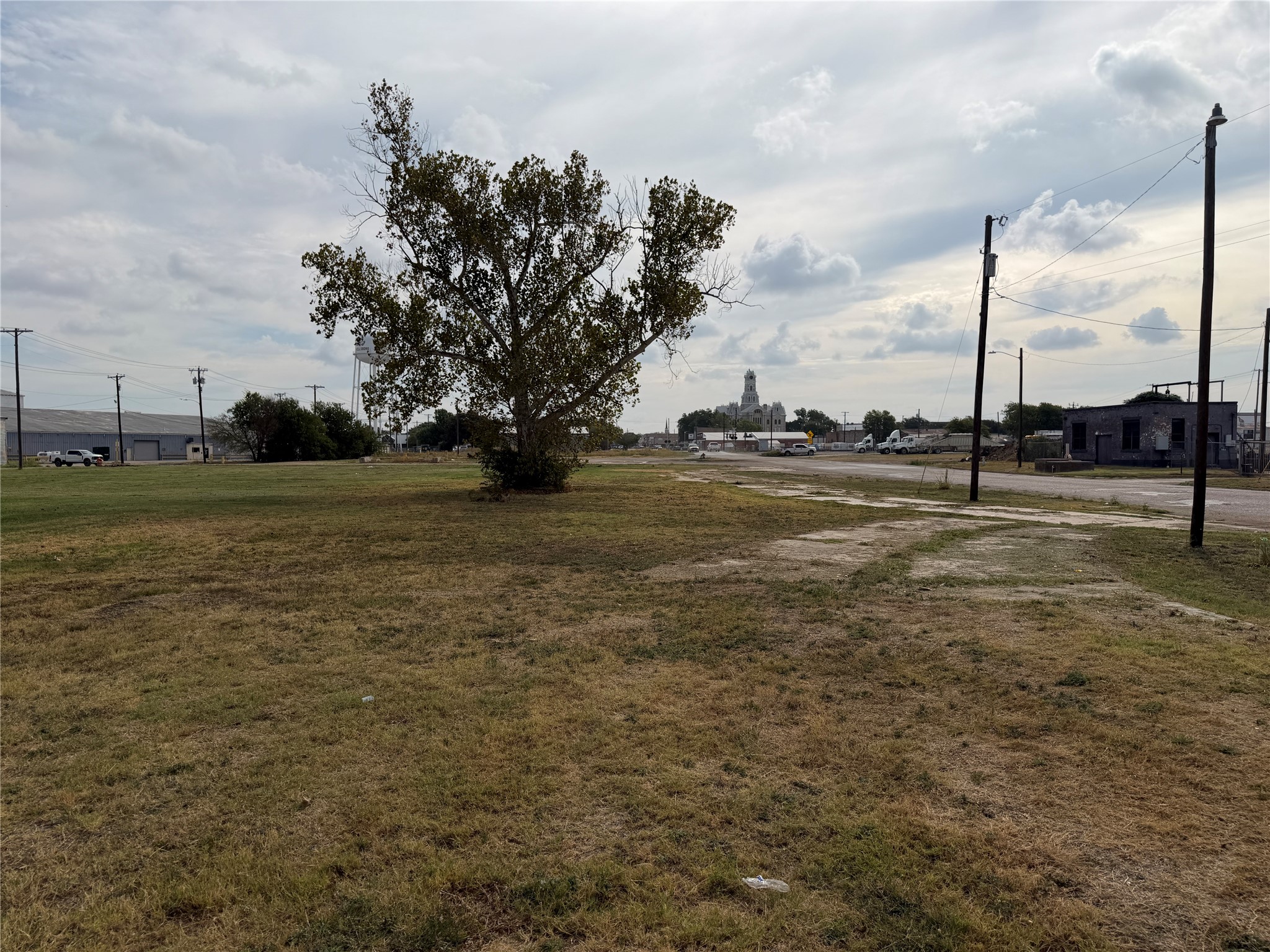 Tbd W Franklin Street — photo