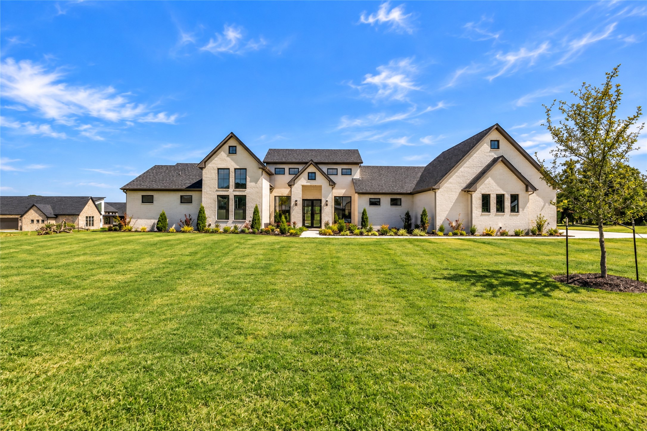 5825 Grey Wolf Court — photo