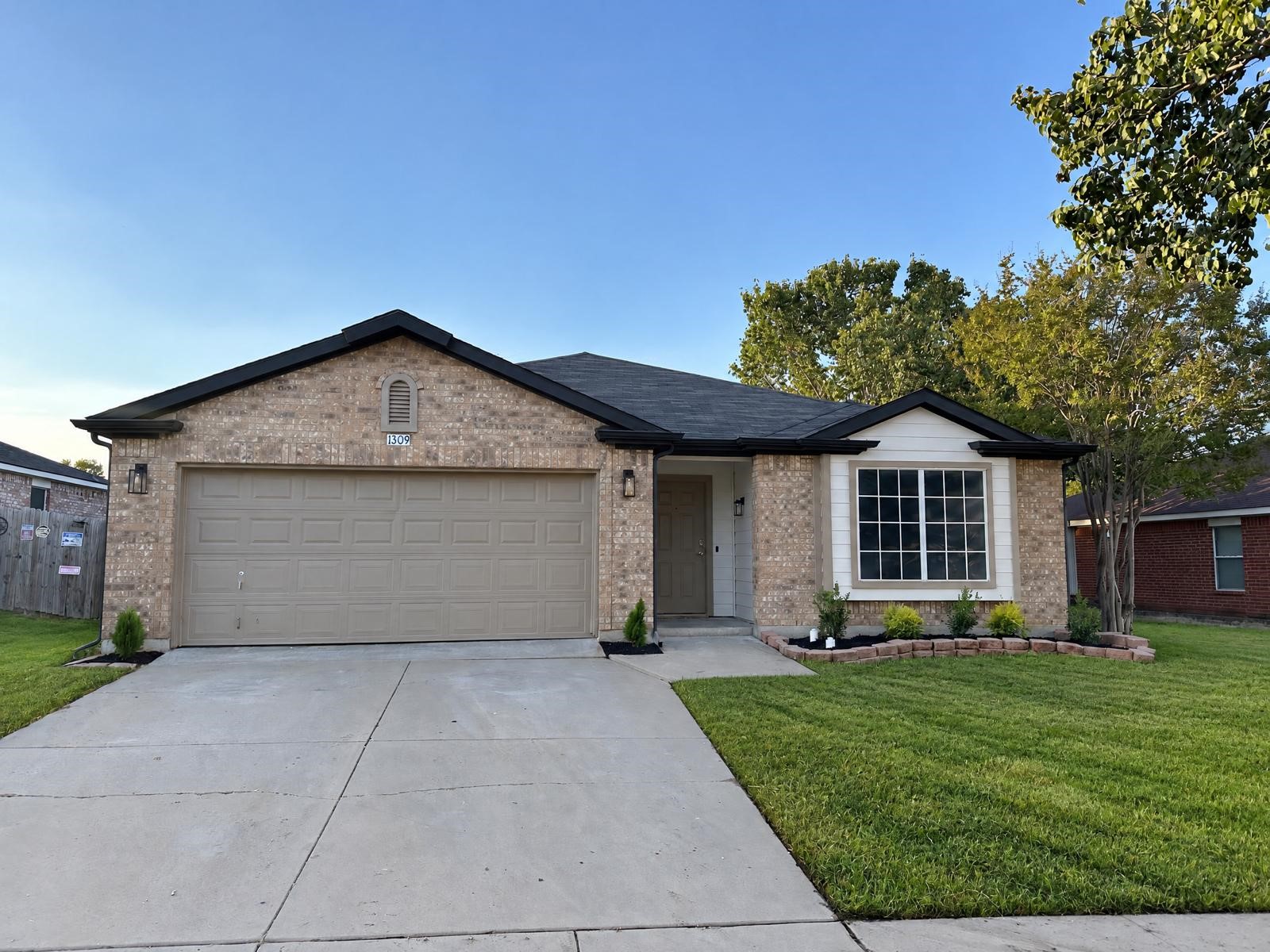 1309 Dundee Drive — photo