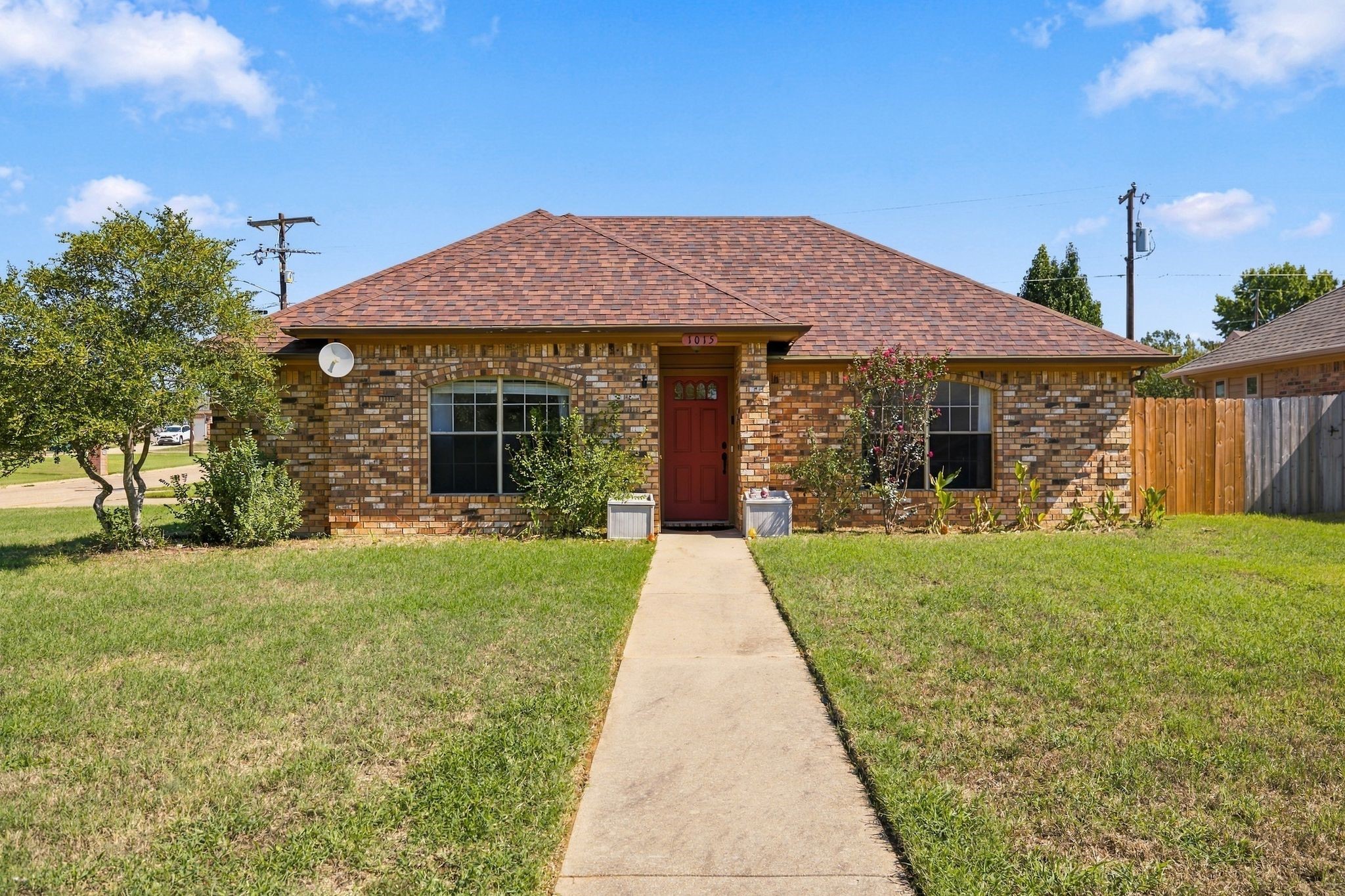 1015 Shelly Drive — photo