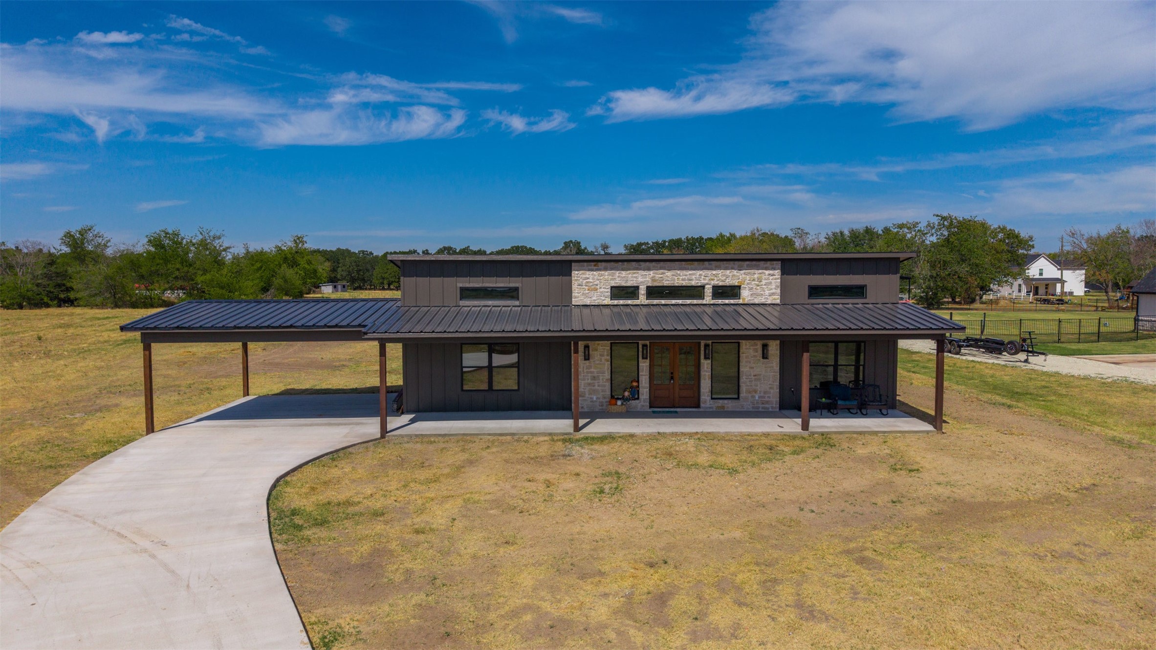 3570 Hwy 11 — photo