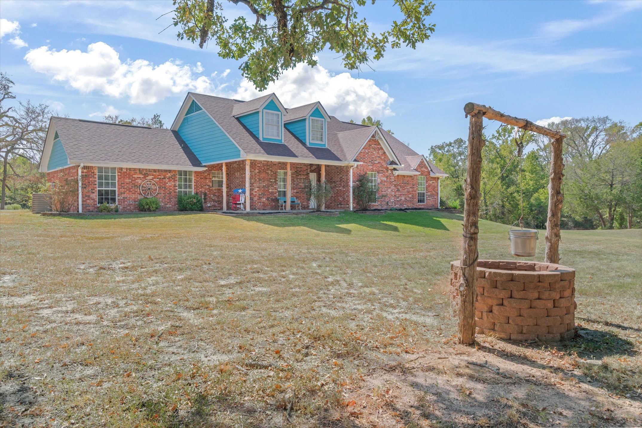 9217 FM 1861 — photo