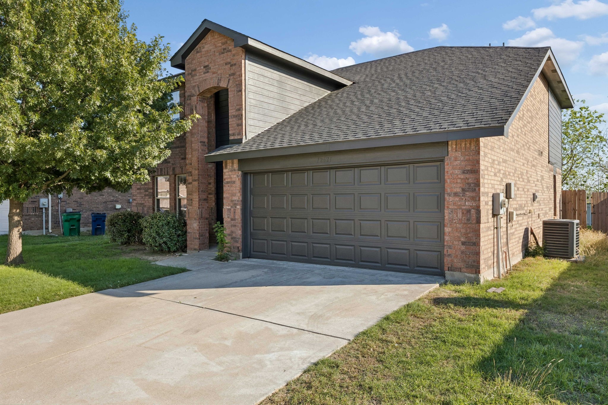12621 Carpenter Lane — photo
