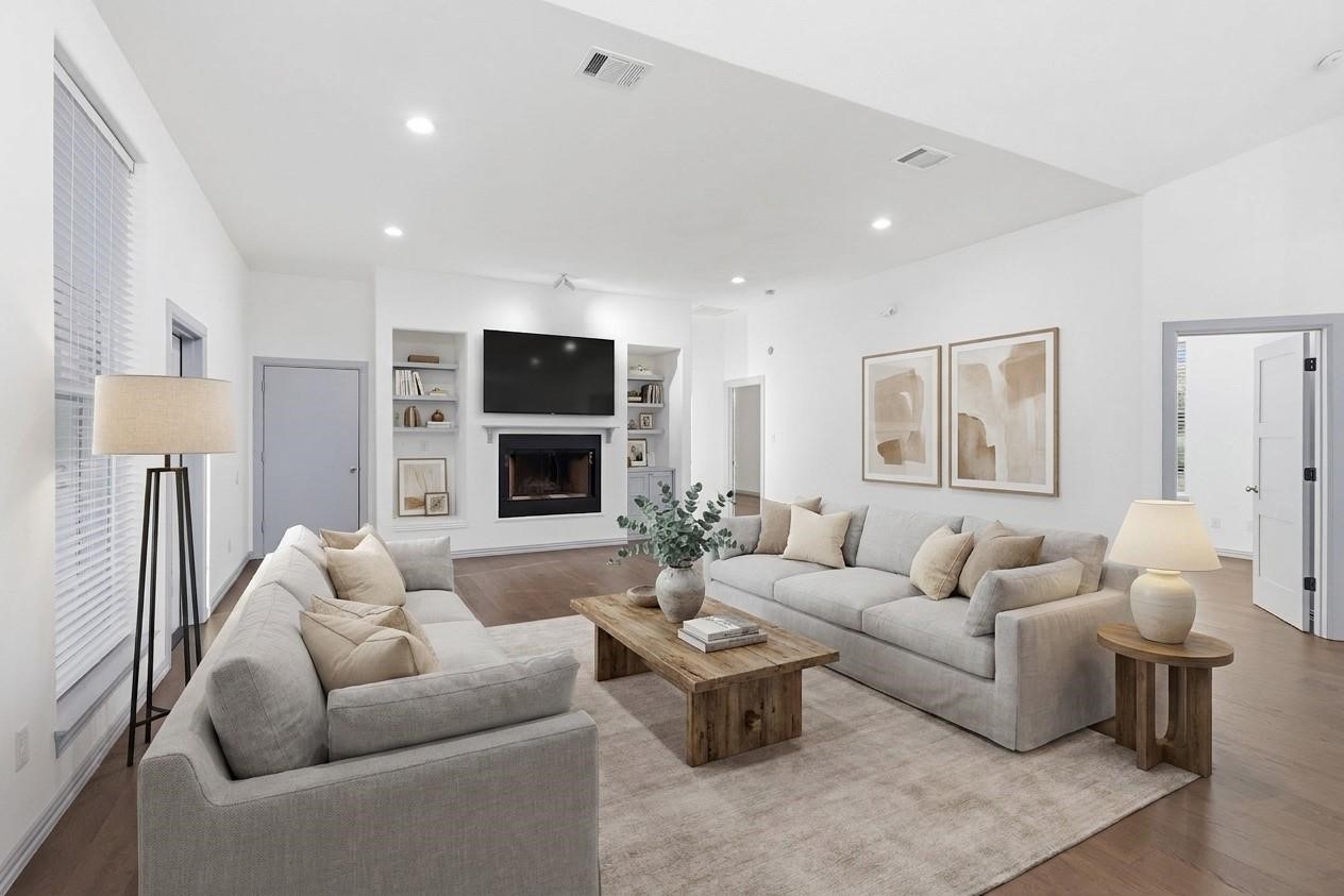 2541 Town View Drive — photo
