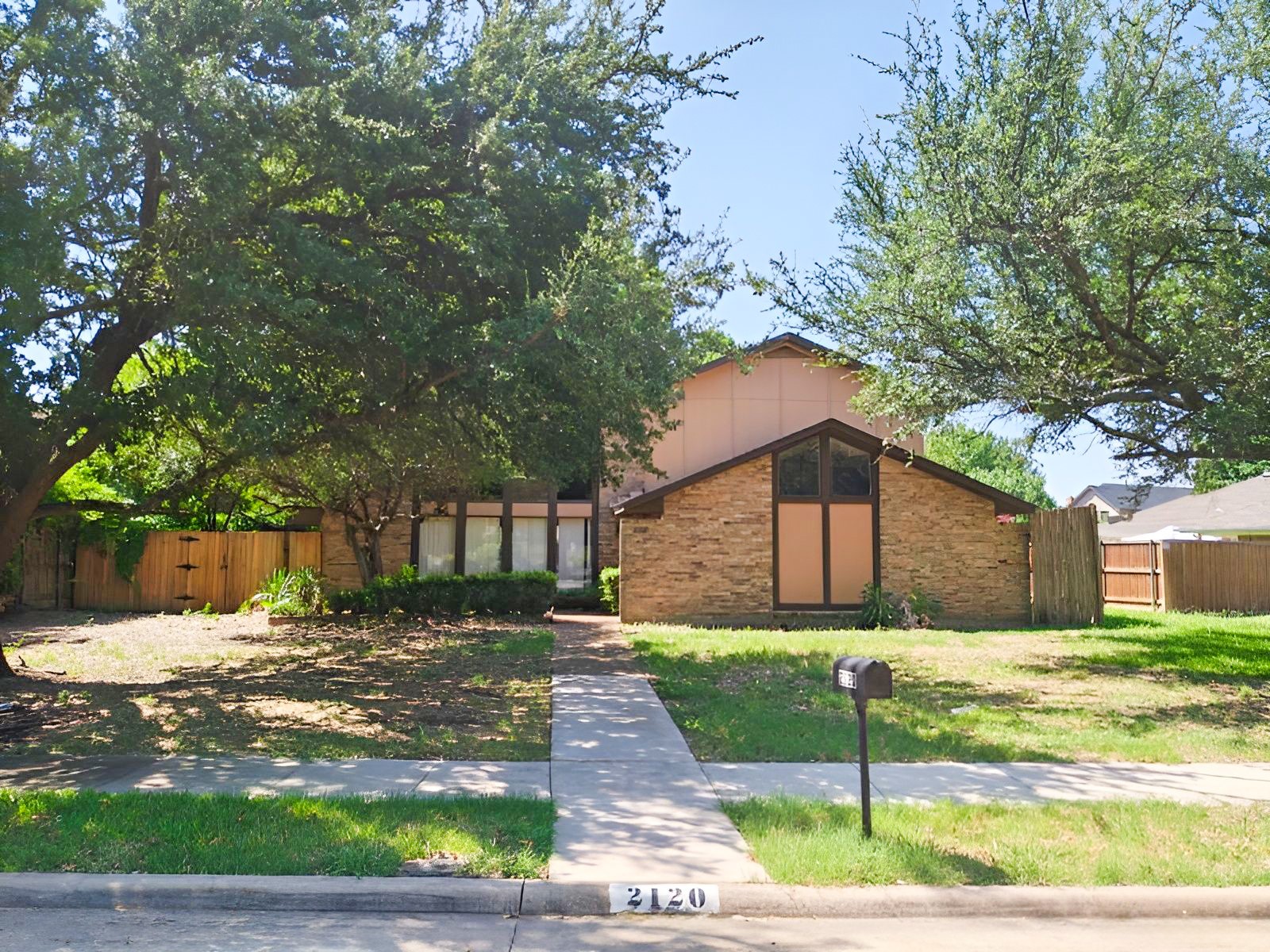 2120 Valley Forge Drive — photo