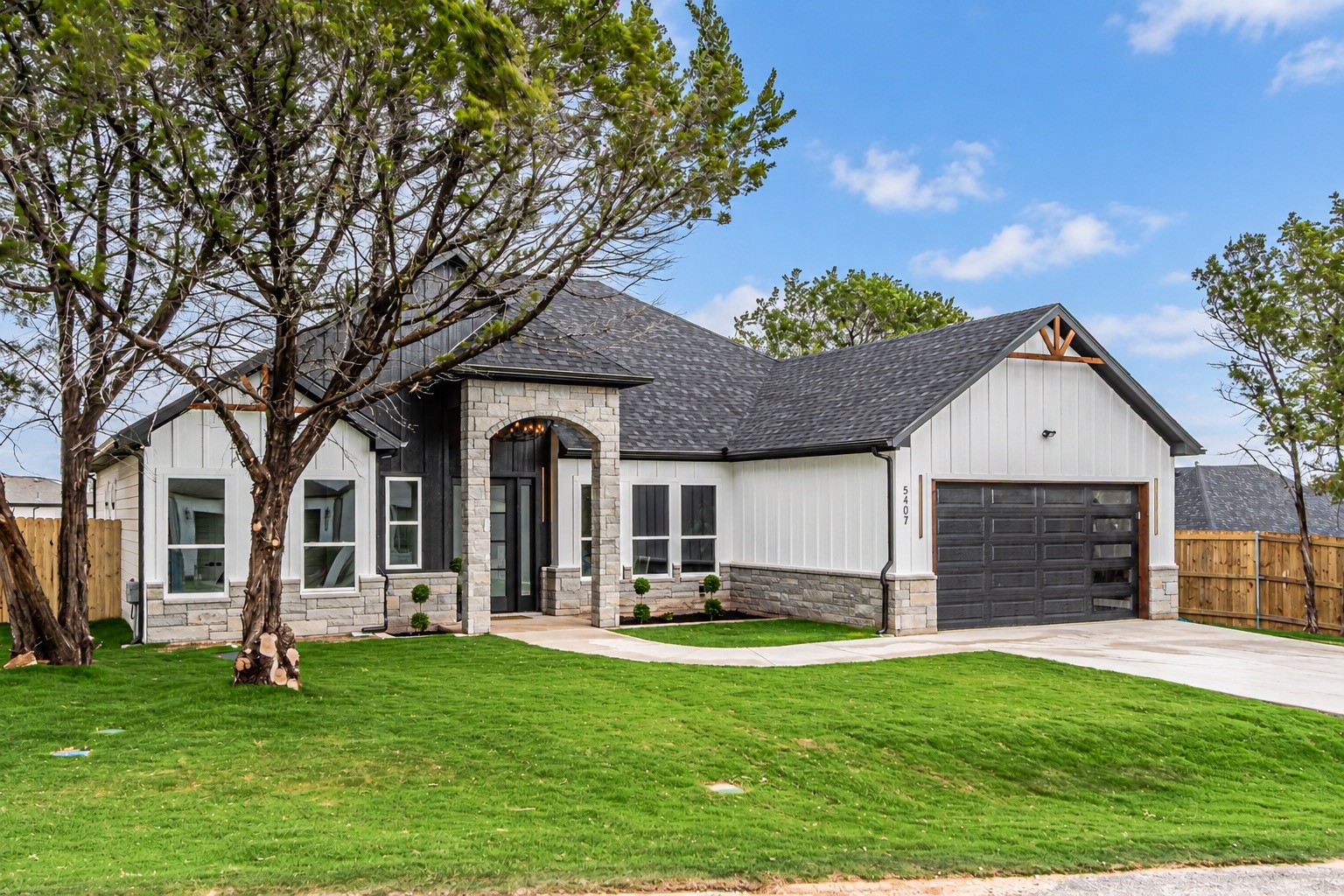 5407 Van Horn Drive — photo