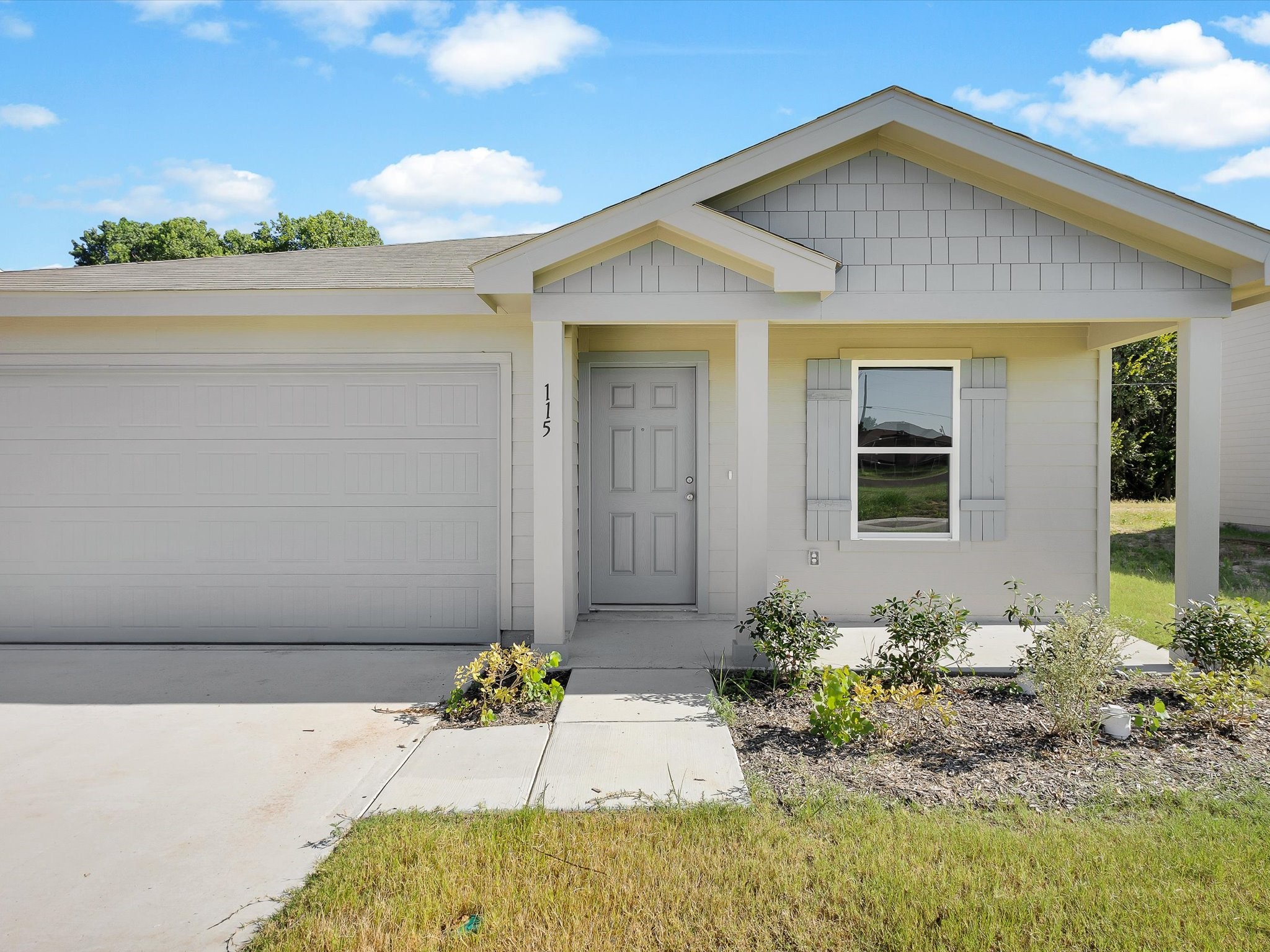 115 Sienna Drive — photo