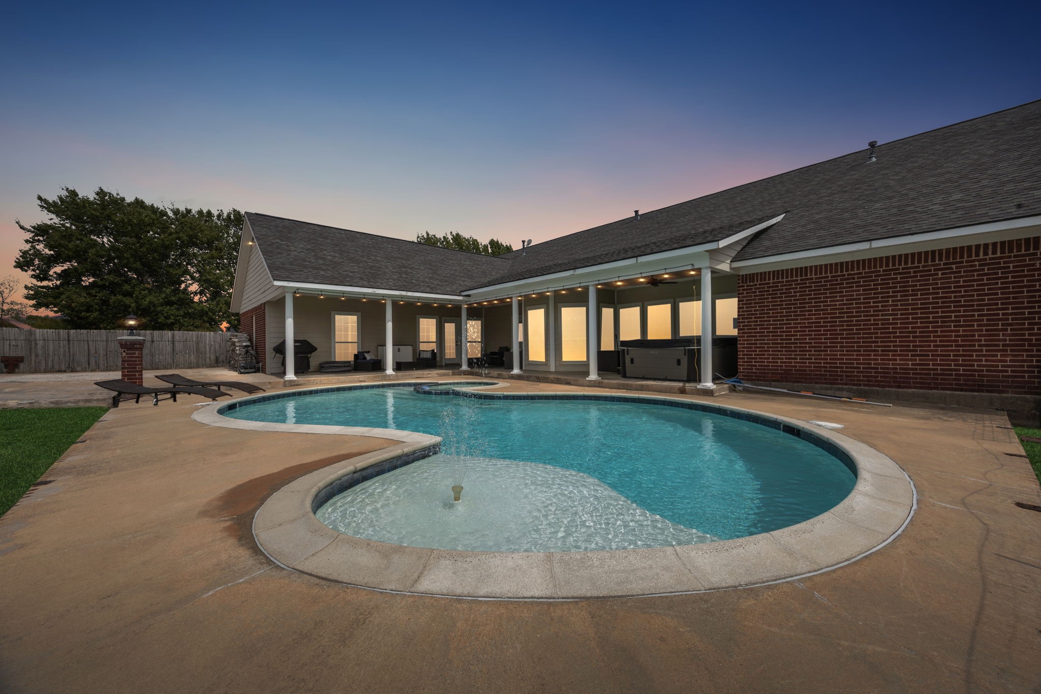 107 N Westlake Drive — photo