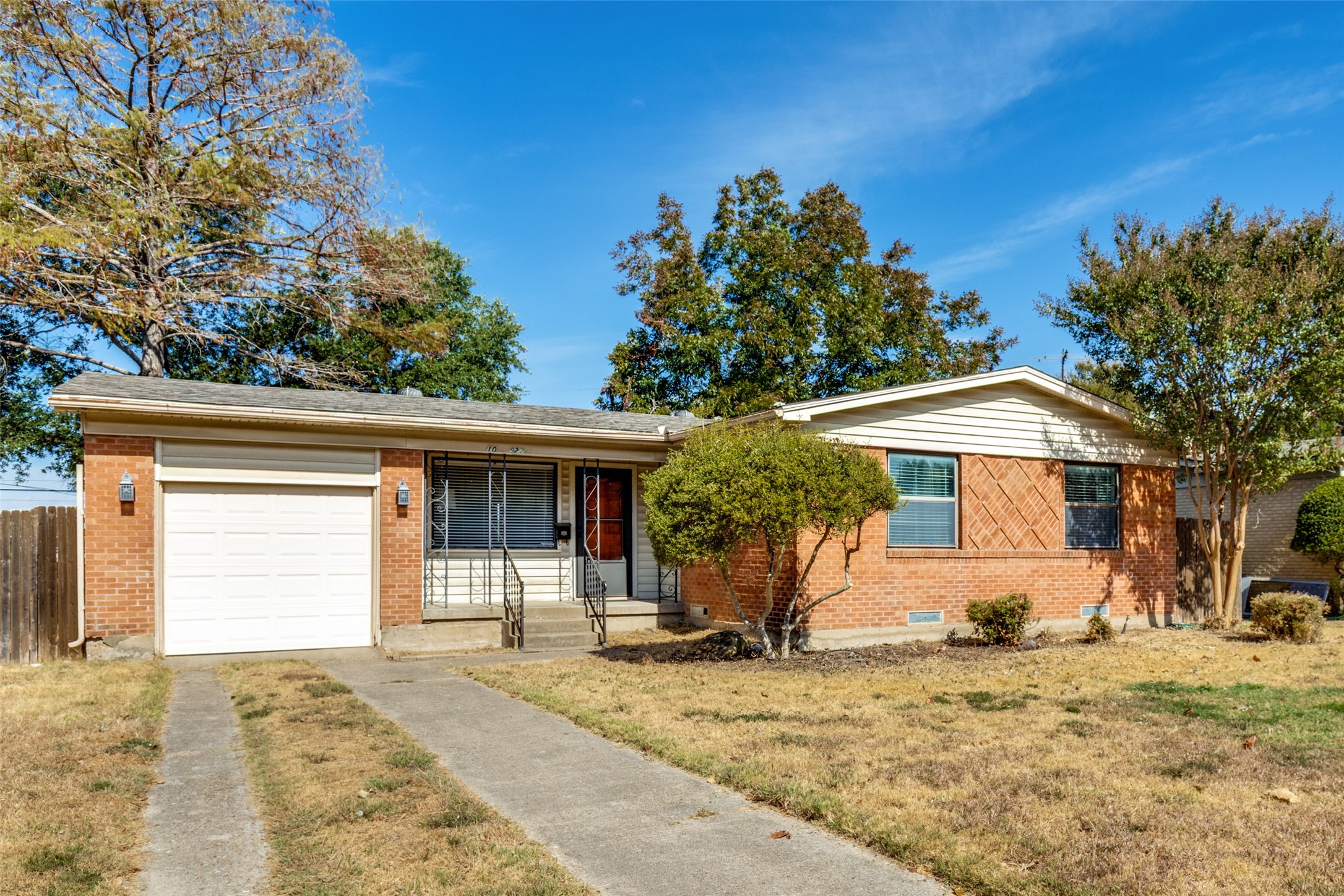 10927 Dunaway Drive — photo