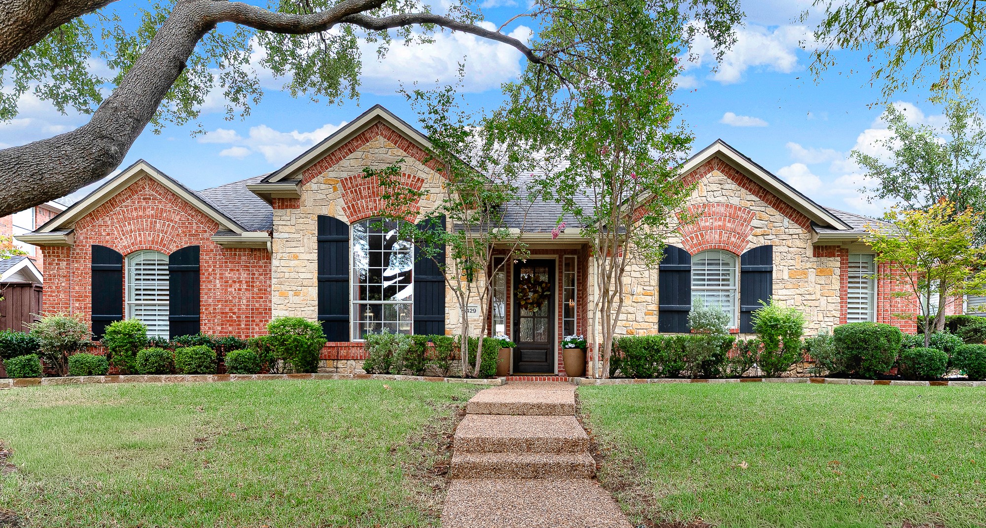 6429 Glenhollow Drive — photo
